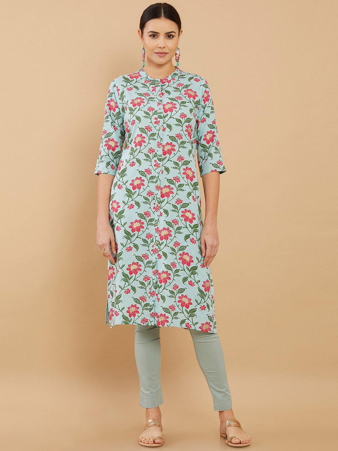 

Soch Women Green & Pink Floral Printed Kurta