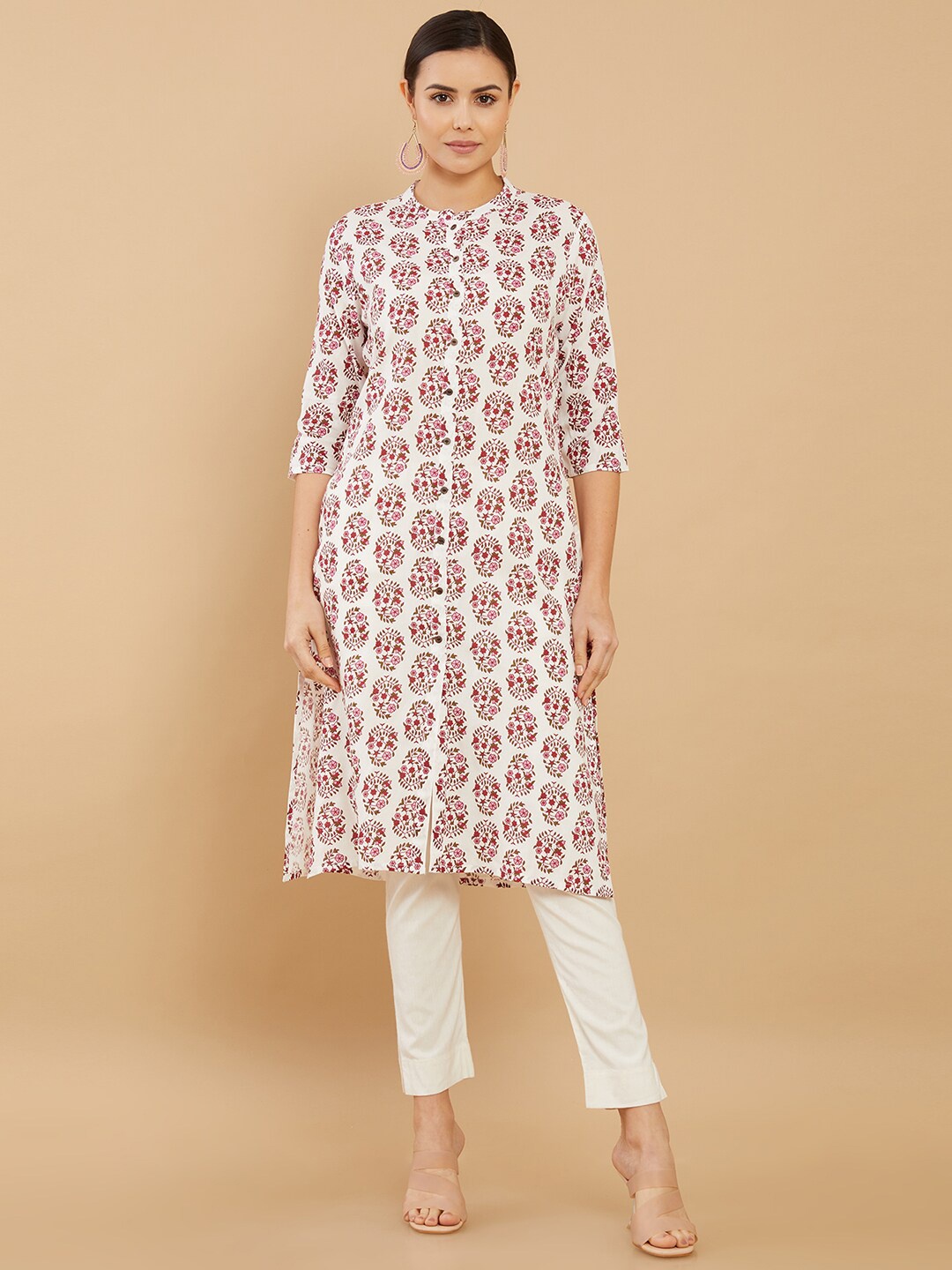 

Soch Women Off White & Maroon Floral Printed Kurta