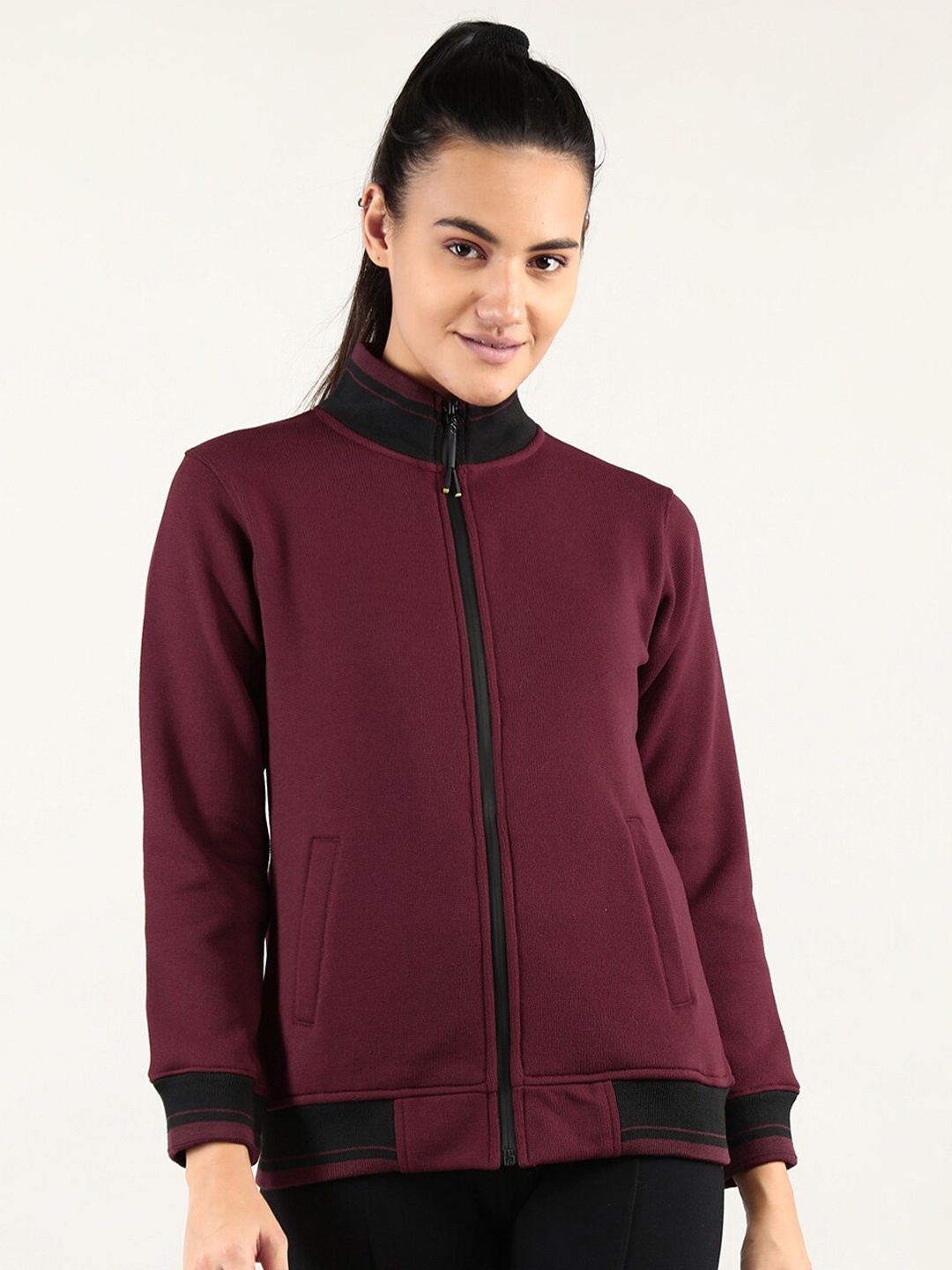 

CHKOKKO Women Maroon Sweatshirt