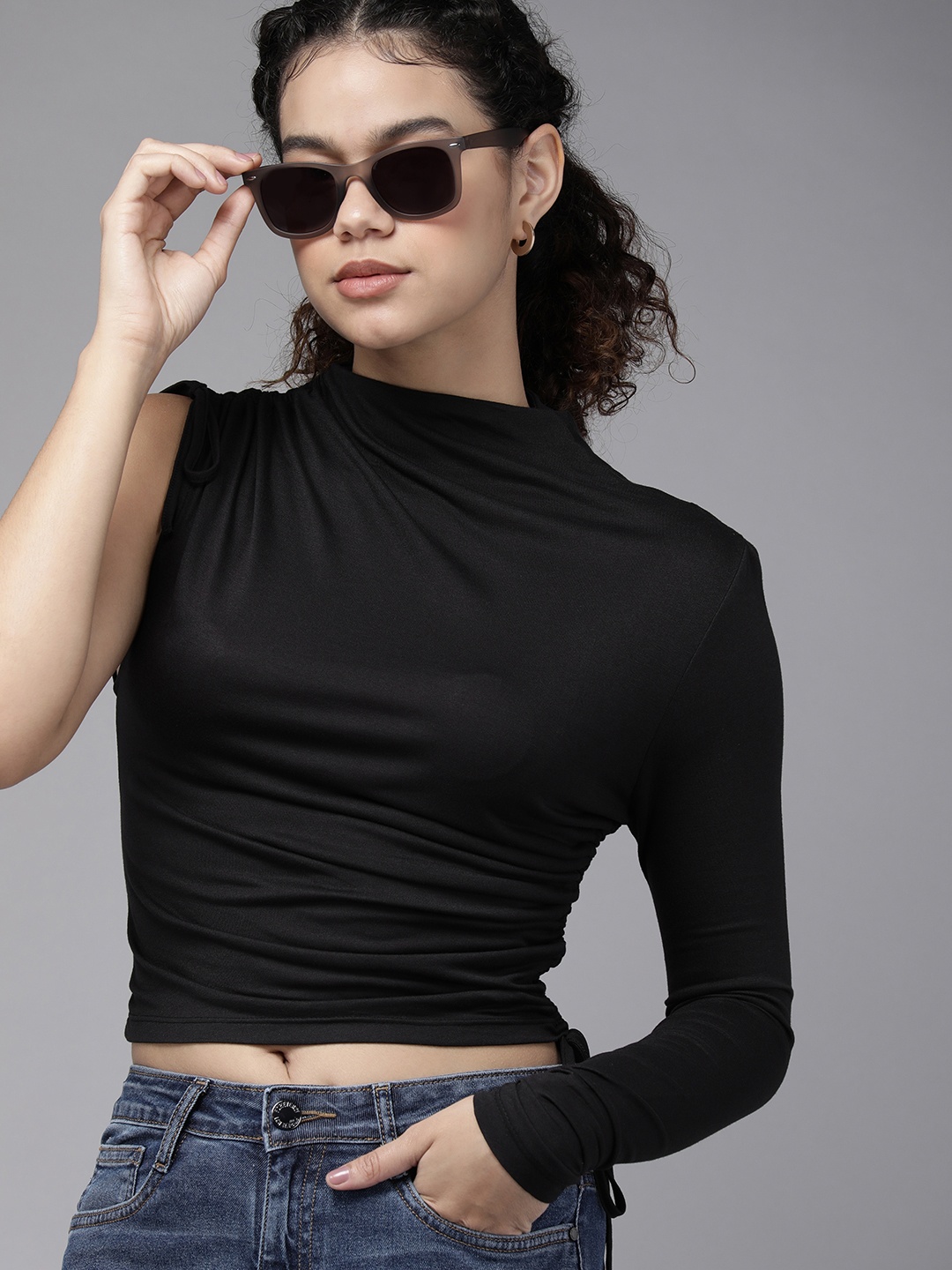 

The Roadster Life Co. Women Black One Shoulder Solid Crop Top