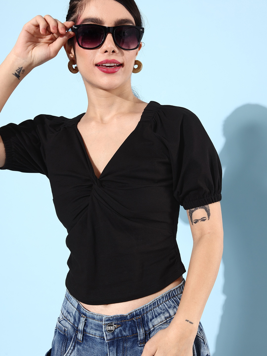 

The Roadster Life Co. Women V-Neck Puff Sleeves Twisted Crop Top, Black