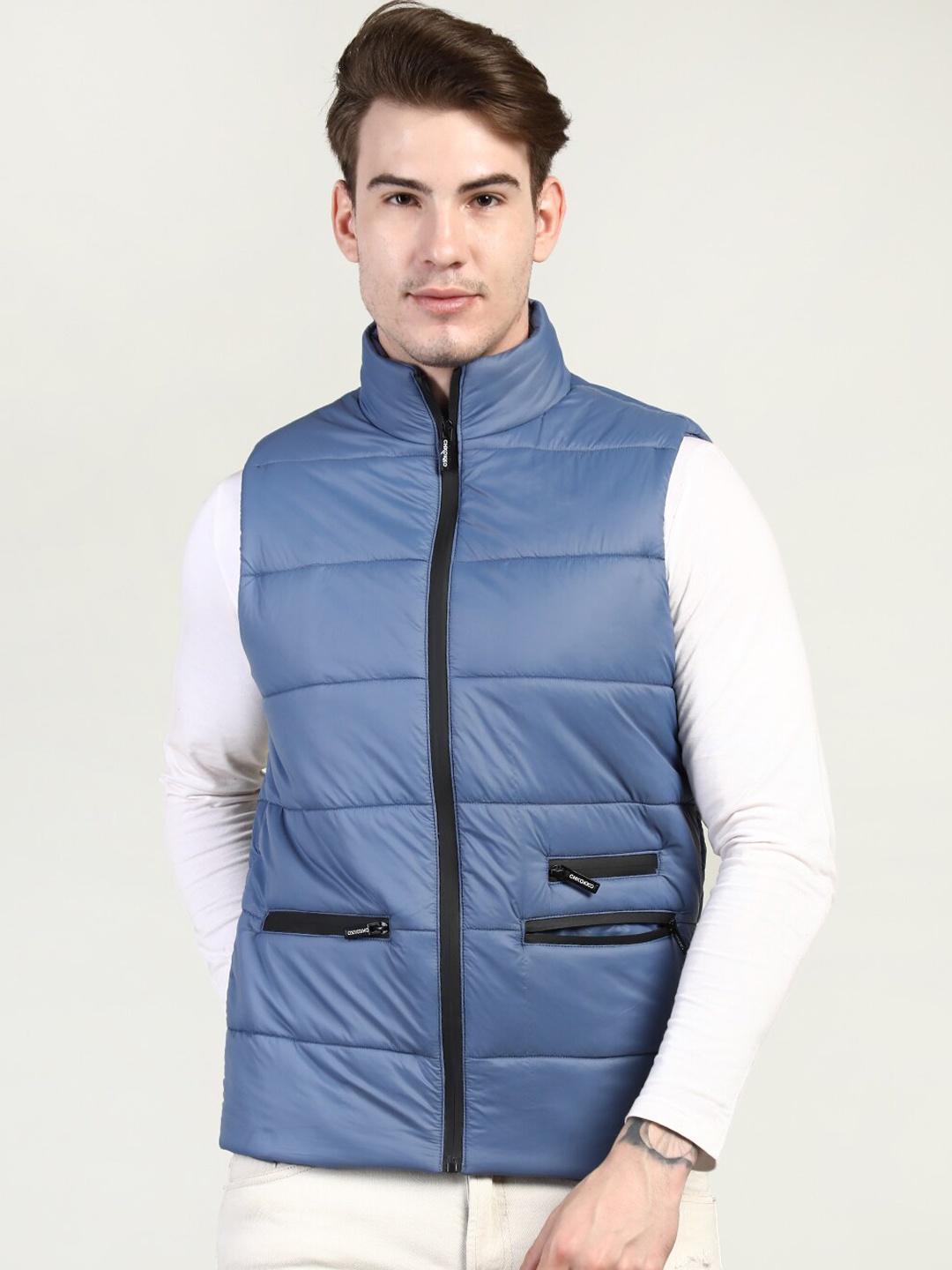 

CHKOKKO Men Blue Solid Sleeveless Padded Jacket