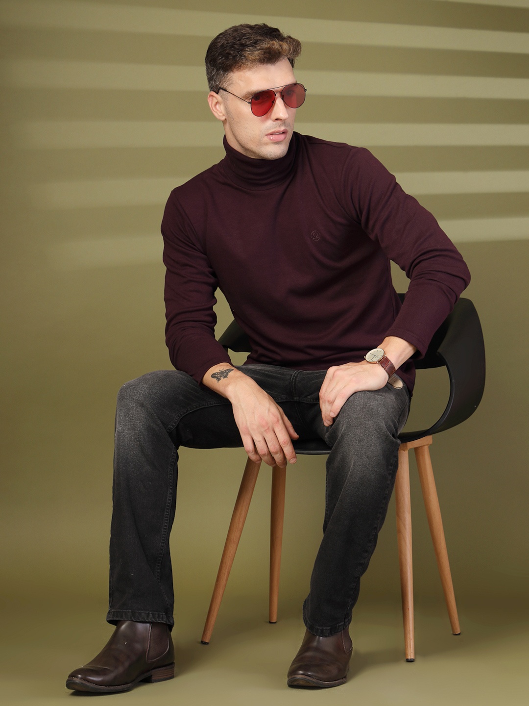 

CHKOKKO Men Violet Turtle Neck T-shirt