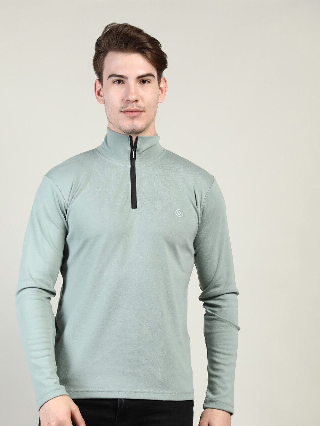 

CHKOKKO Men Green High Neck T-shirt