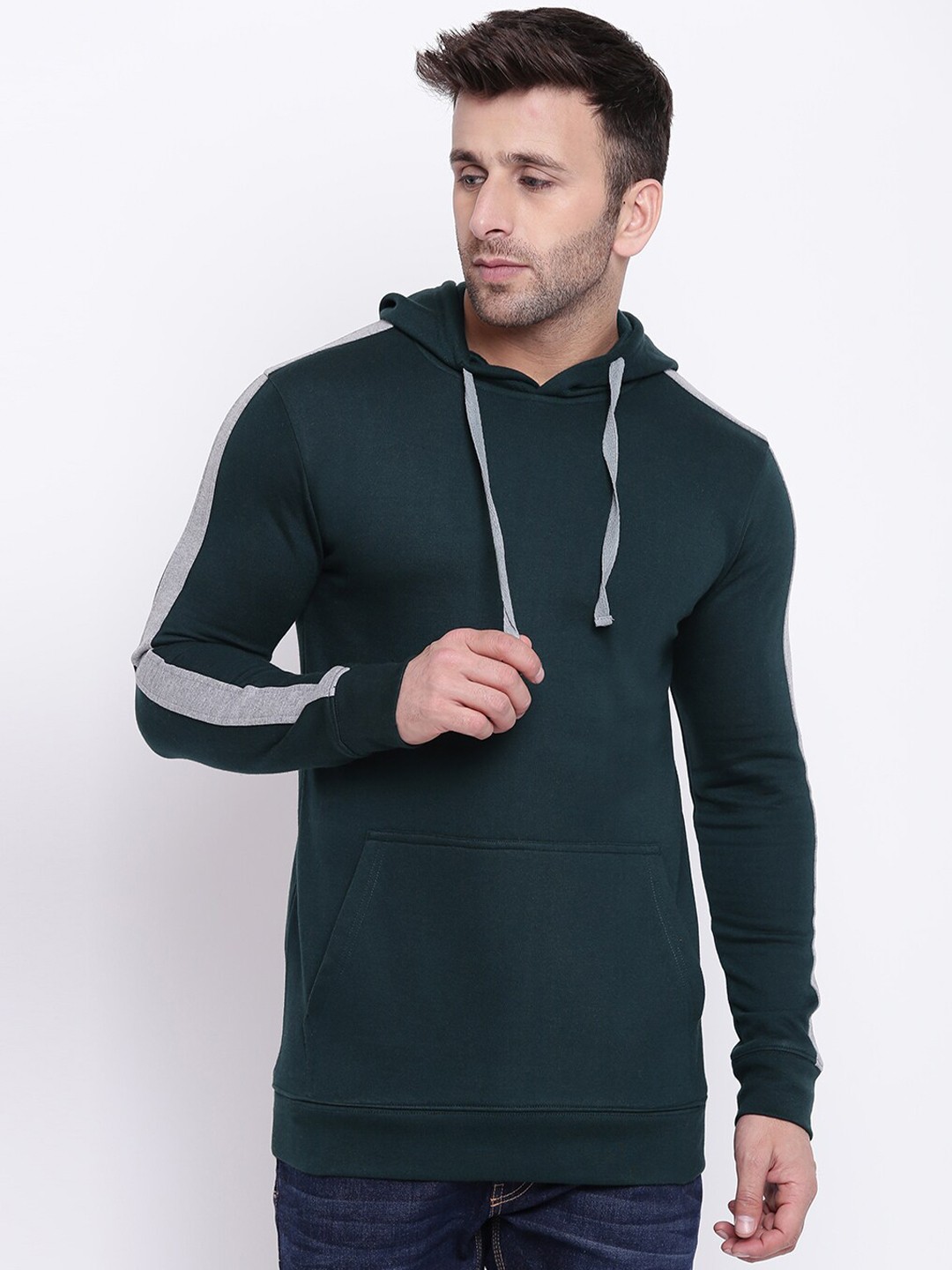 

GRITSTONES Men Green Solid Fleece Hooded Pullover Sweatshirt