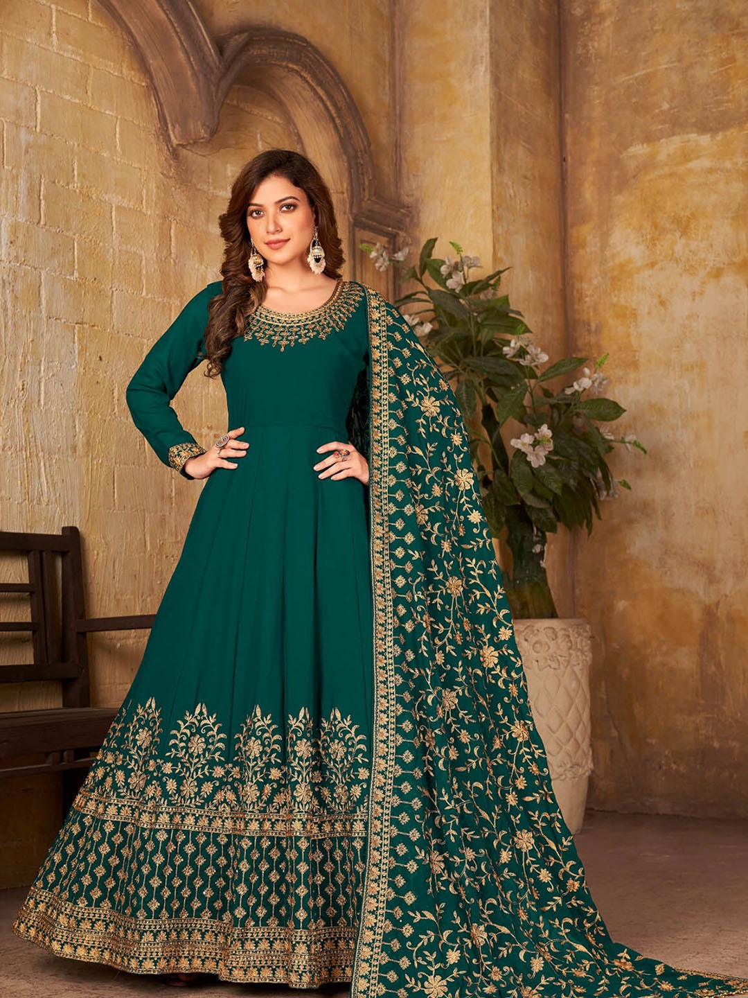 

ODETTE Women Green Ethnic Motifs Embroidered Semi Stitched Kurta with Trousers With Dupatta