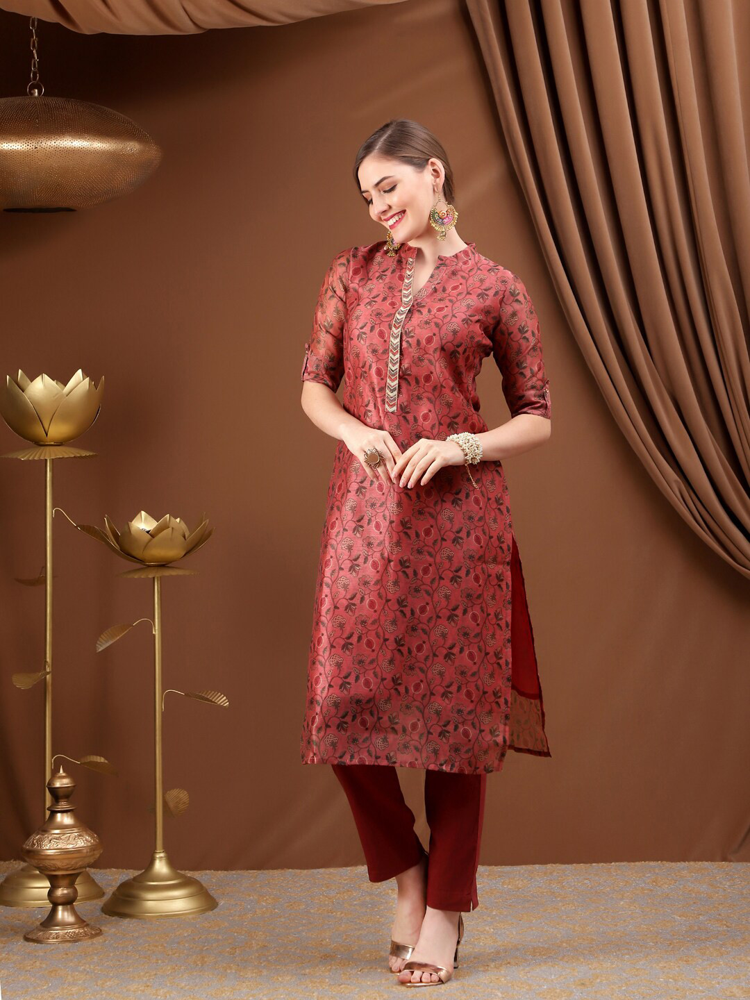 

Bani Women Women Maroon Floral Printed Chanderi Cotton Kurta with Trousers & With Dupatta
