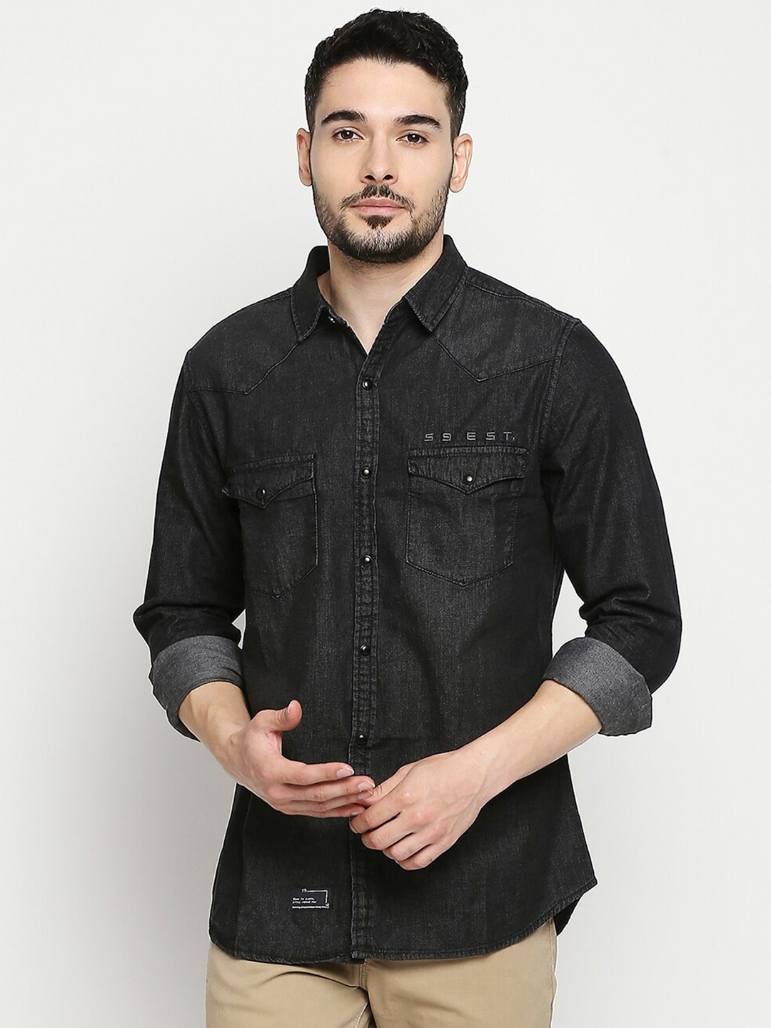 

SPYKAR Men Black Cotton Slim Fit Faded Casual Shirt