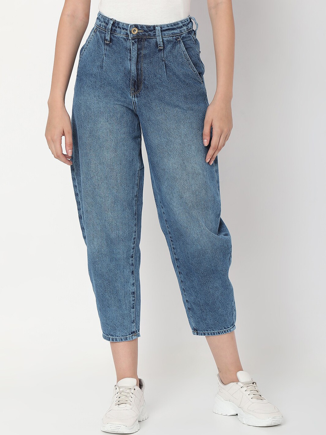 

SPYKAR Women Blue Boyfriend Fit High-Rise Light Fade Jeans