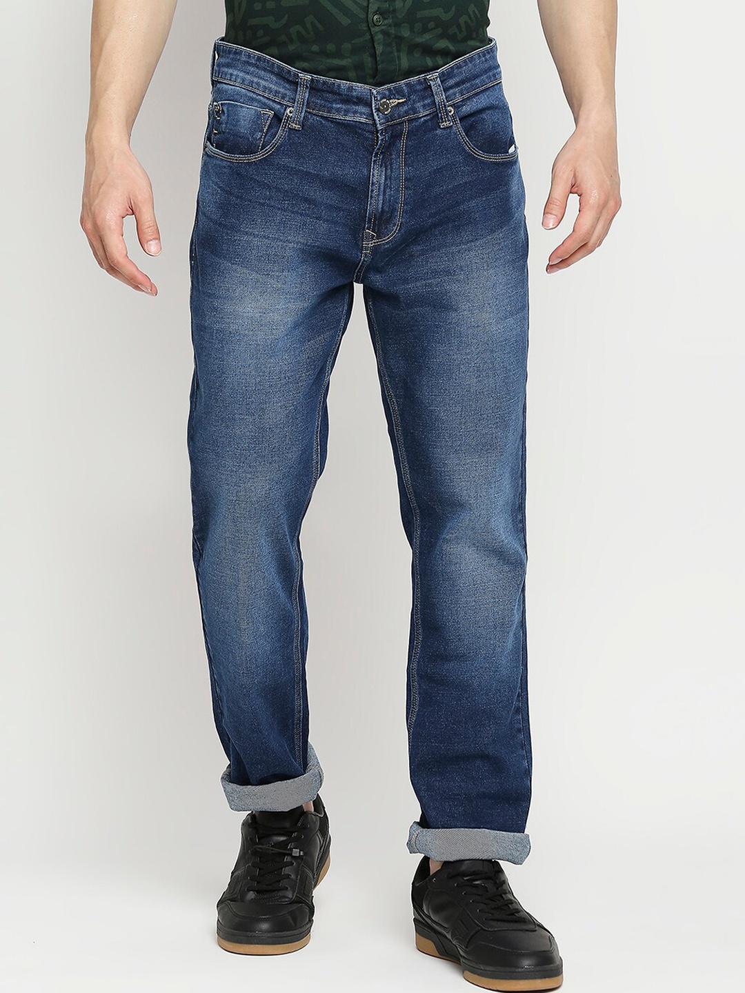 

SPYKAR Men Blue Cotton Relaxed Fit Heavy Fade Jeans