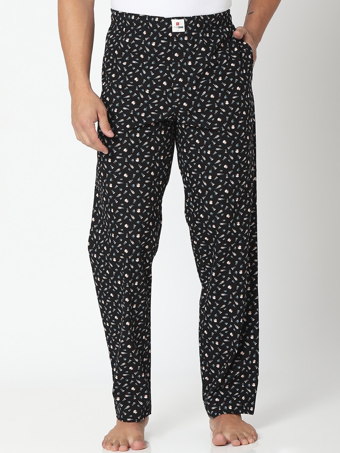 

Underjeans by Spykar Men Black & Green Cotton Printed Lounge Pant