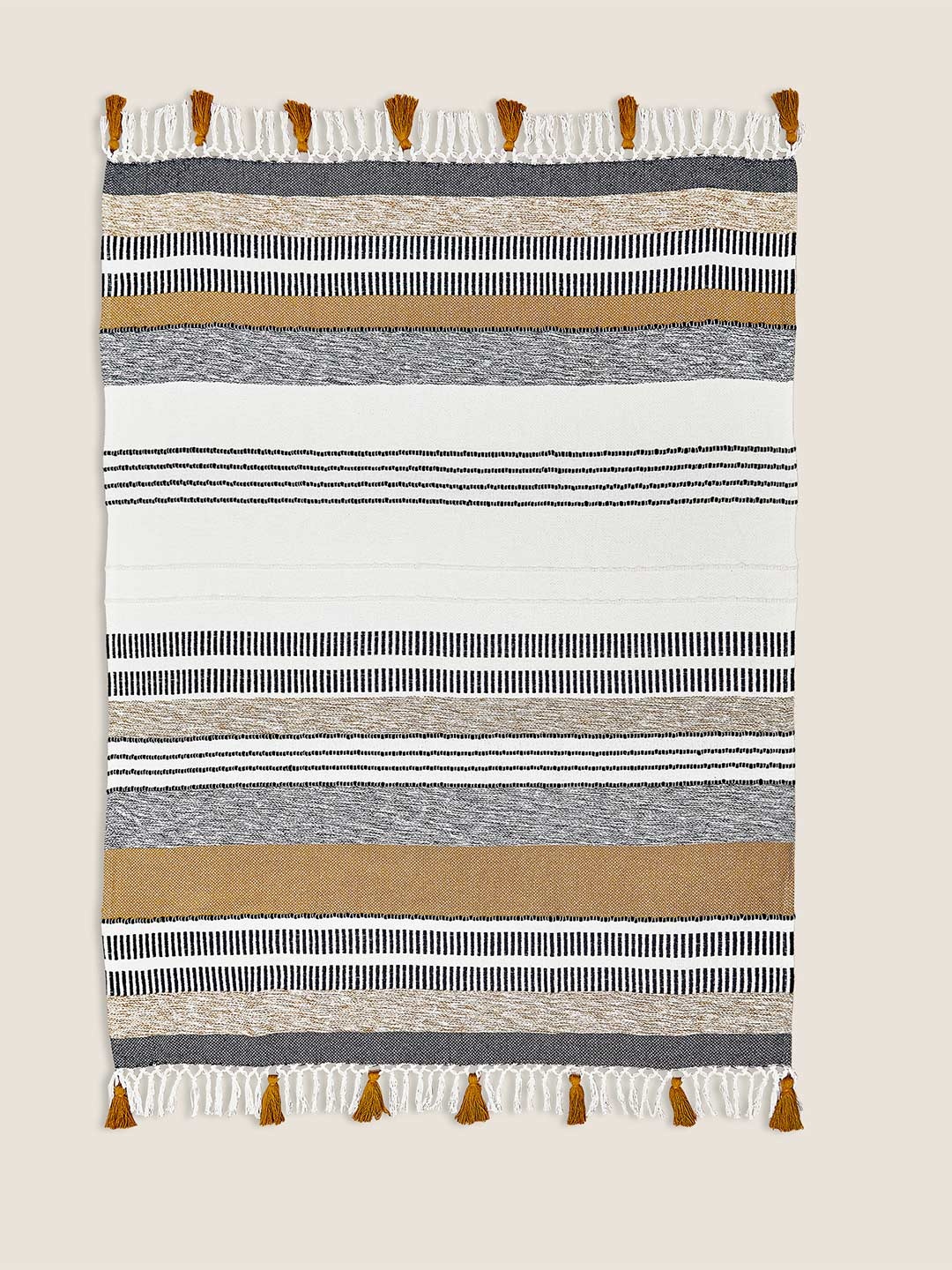 

Marks & Spencer Yellow & White Self-Design Throw
