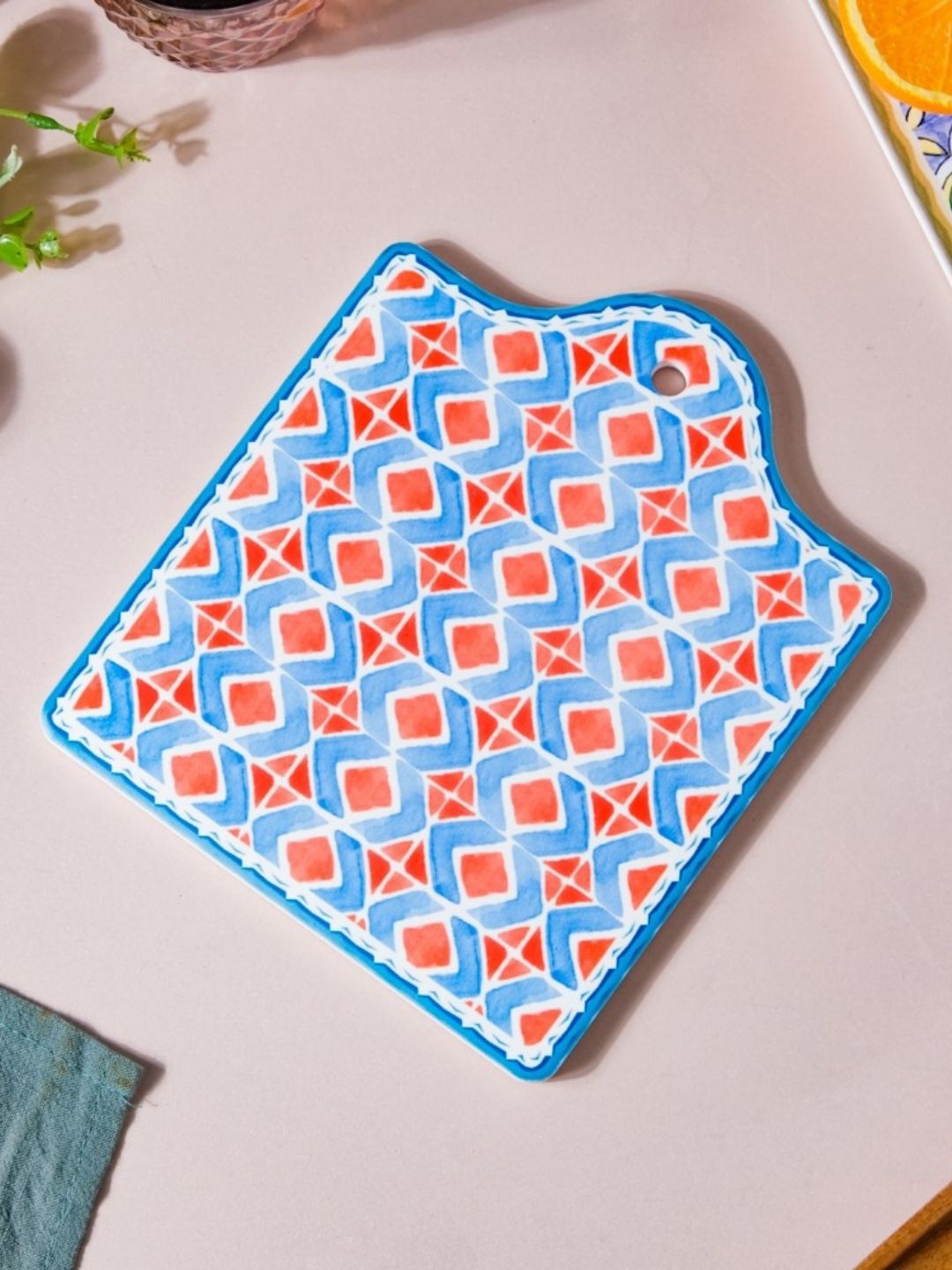 

Nestasia Blue & Red 1 Pieces Printed Ceramic Glossy Plates