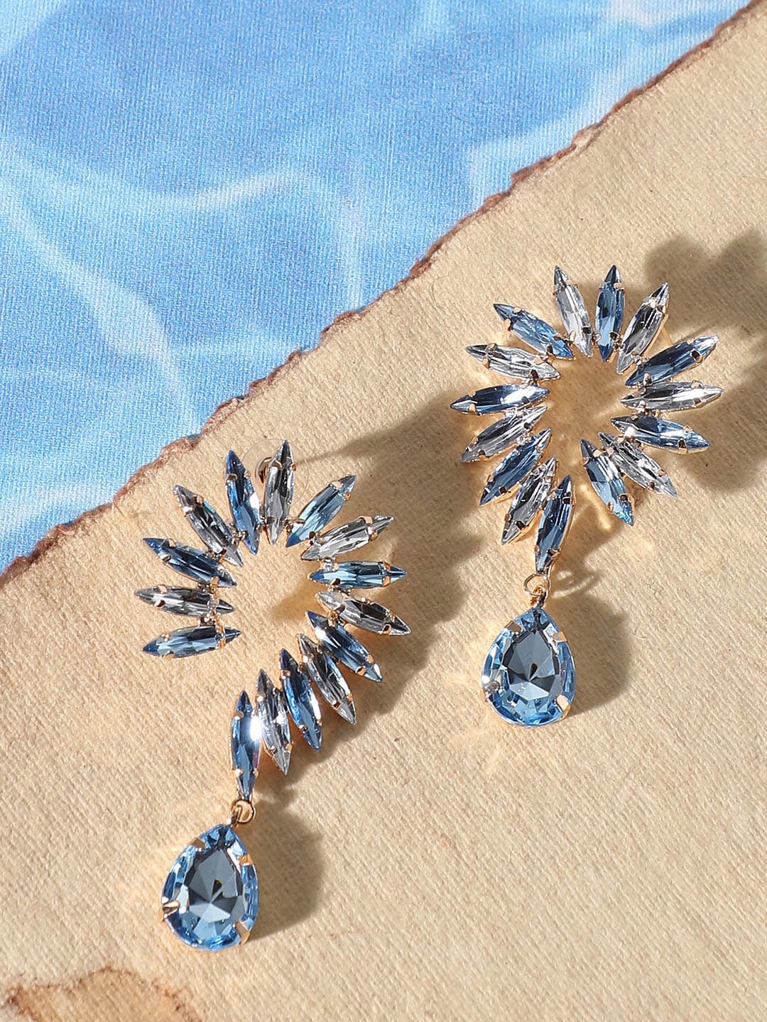 

SOHI Blue & Gold Contemporary Drop Earrings