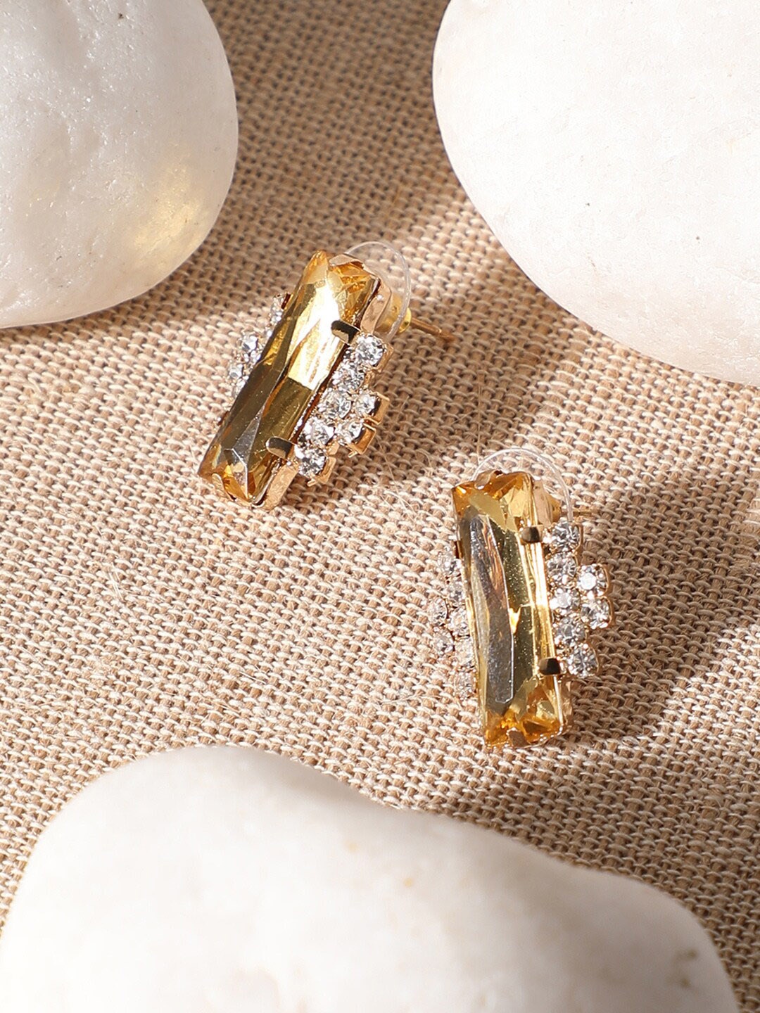 

SOHI Gold-Plated Contemporary Studs Earrings