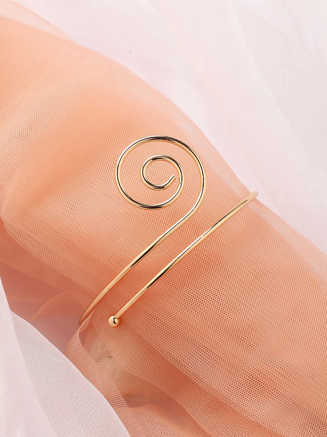 

SOHI Women Gold-Toned Gold-Plated Armlet Bracelet