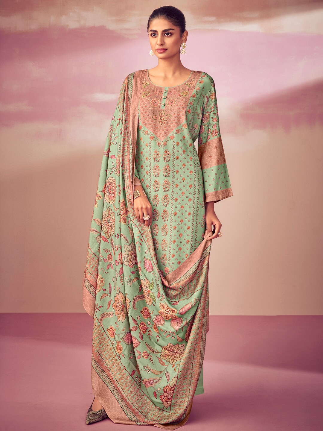 

Stylee LIFESTYLE Green & Peach-Coloured Printed Unstitched Dress Material