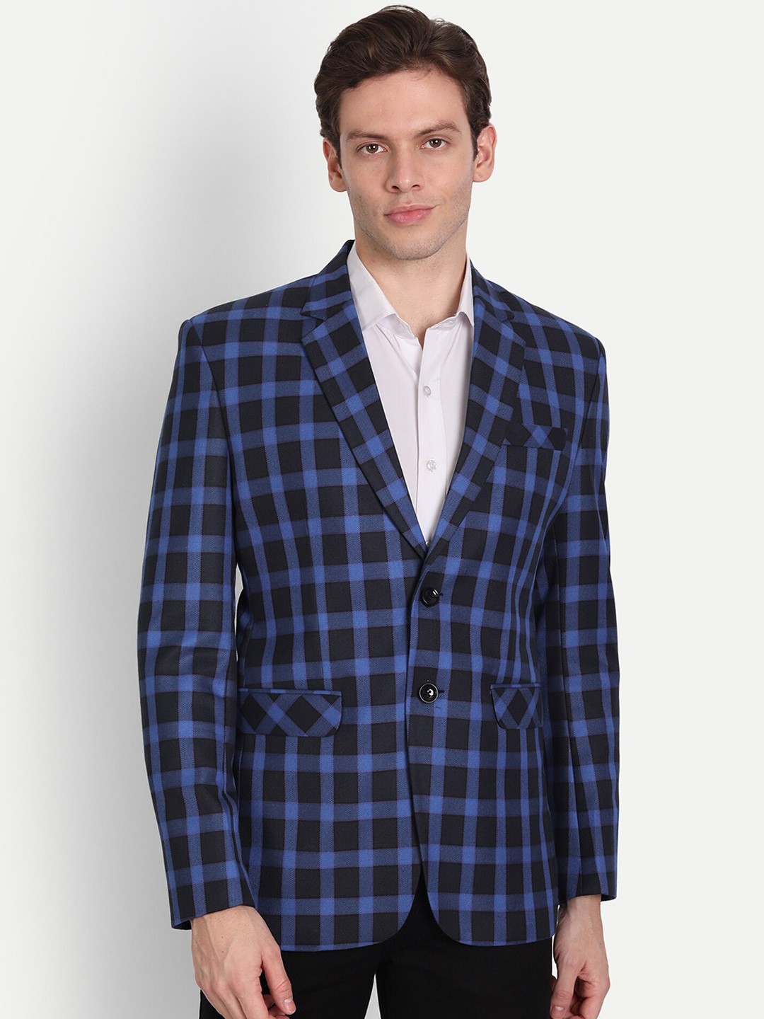 

TrulyFeb Men Blue Checked Blazers