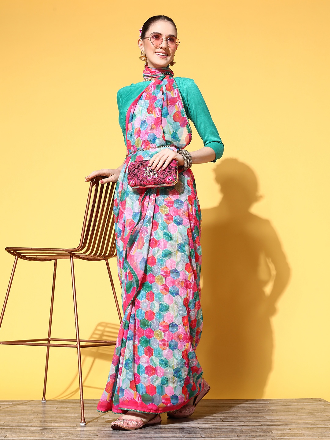 

Kalista Woman Geometric Print Saree, Multi