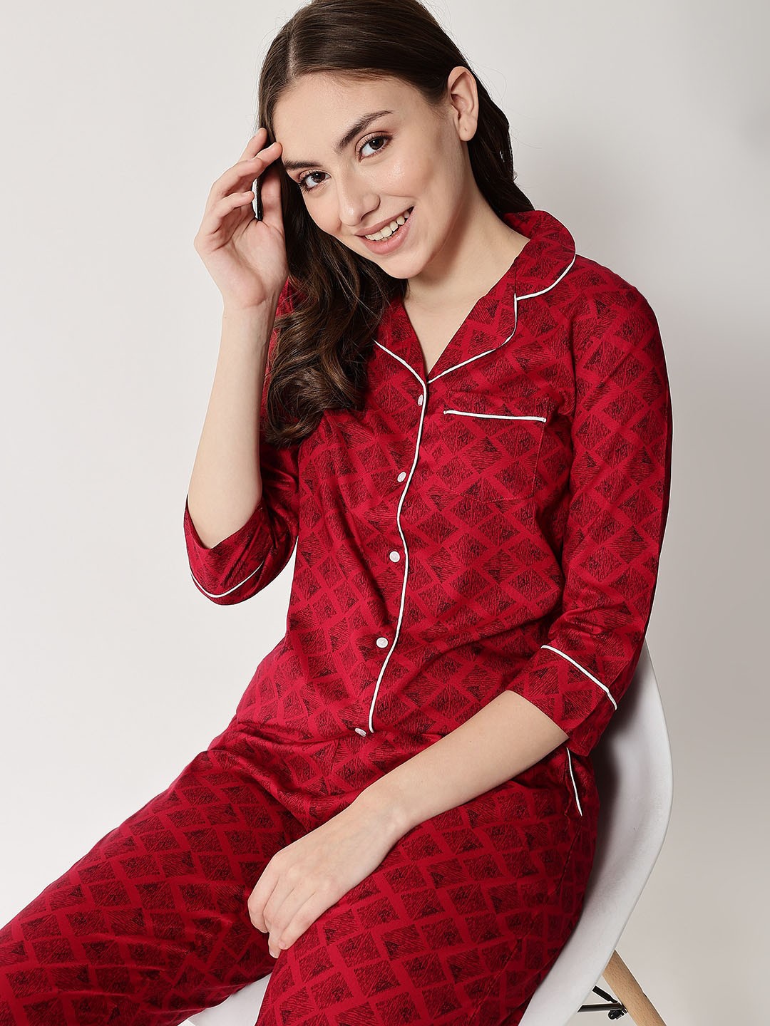 

HERE&NOW Women Maroon & Black Printed Night suit