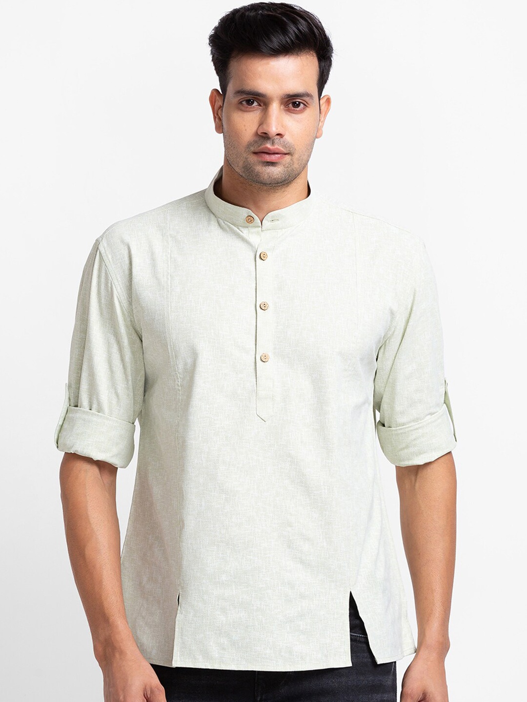 

SARVAMOHAN Men Sea Green Solid Kurta