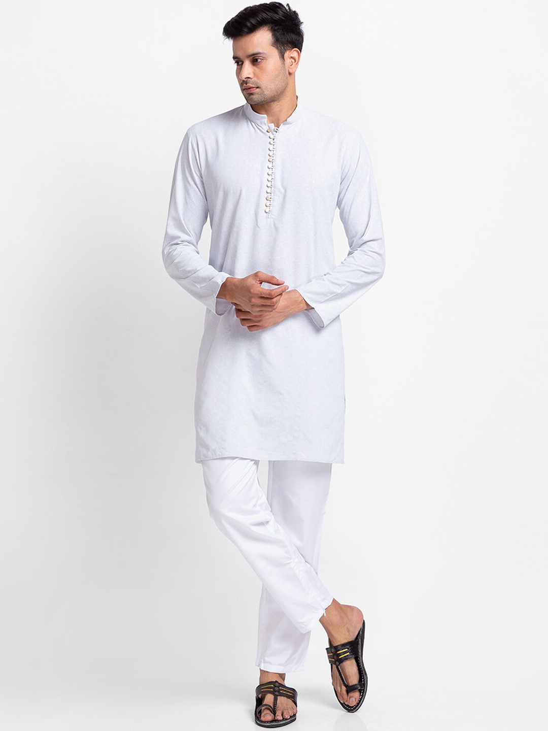 

SARVAMOHAN Men Blue & White Pastels Kurta