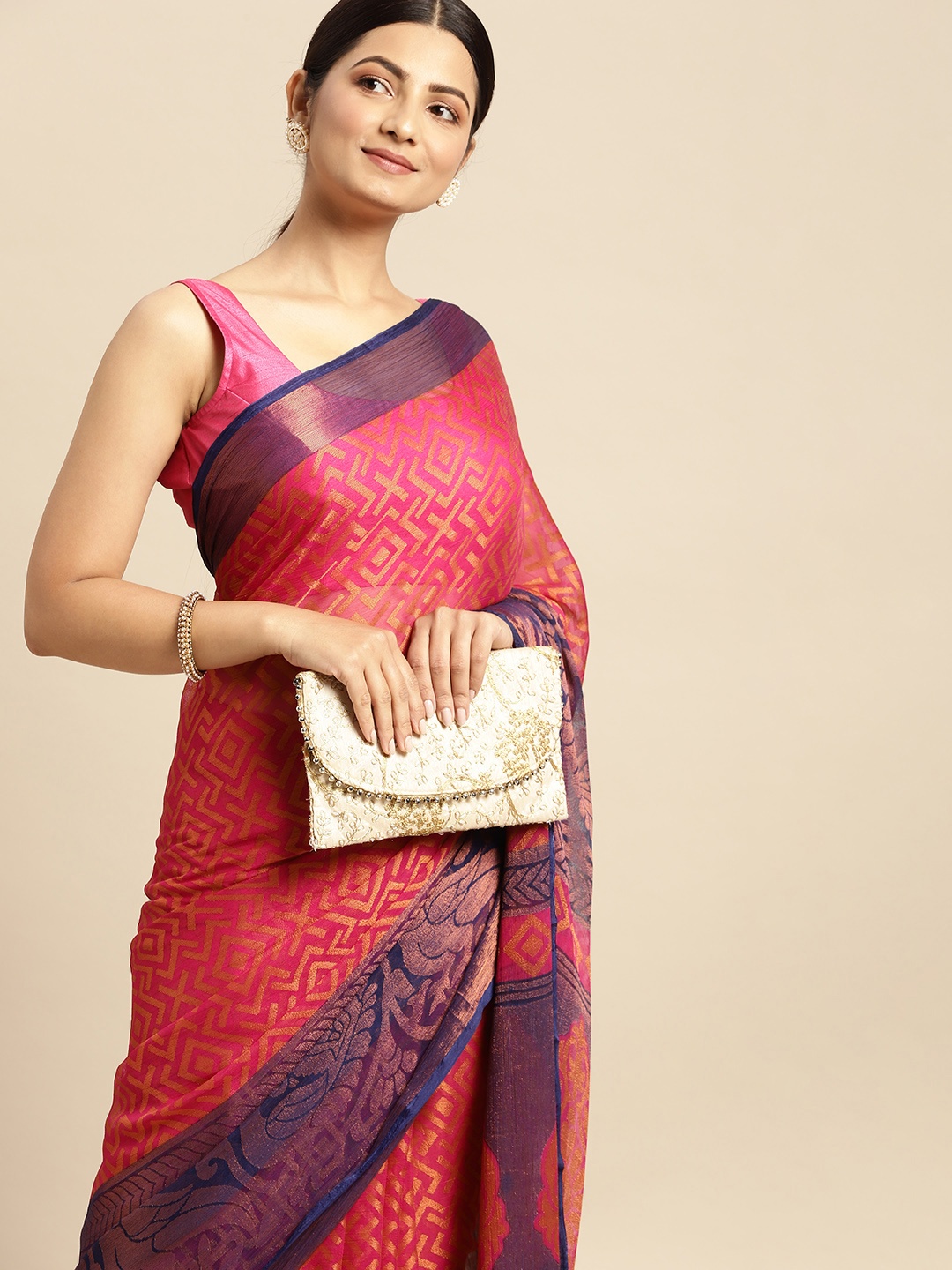 

RACHNA Pink & Golded Brasso Printed Saree