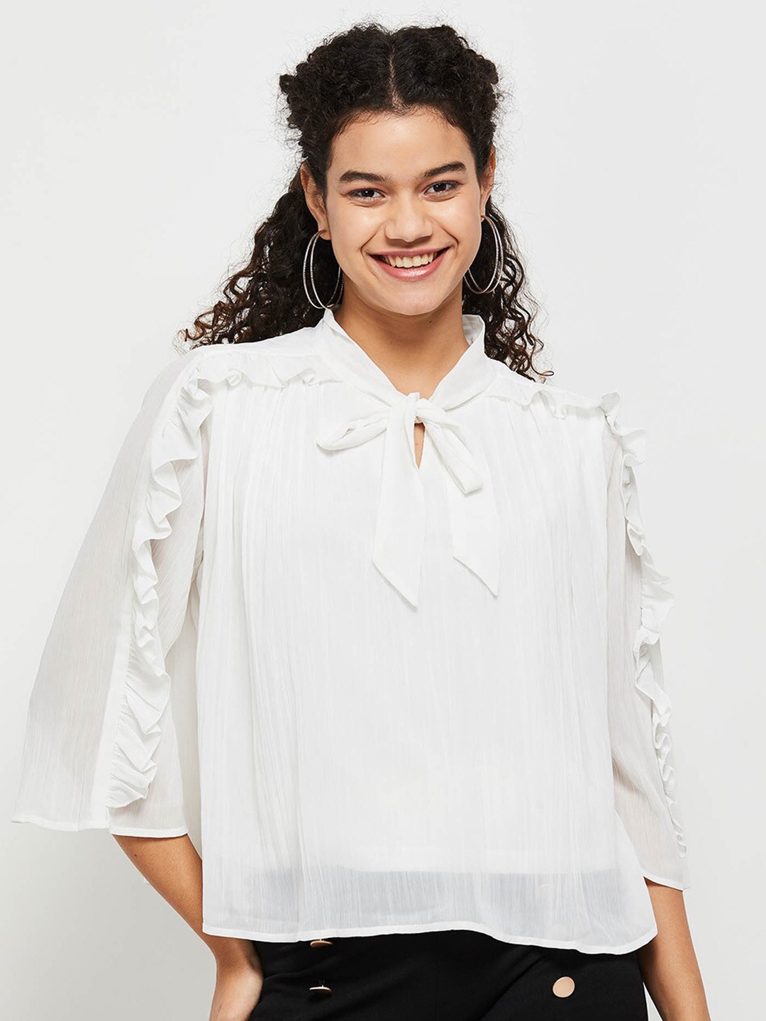 

max Cream-Coloured Tie-Up Neck Ruffles Top