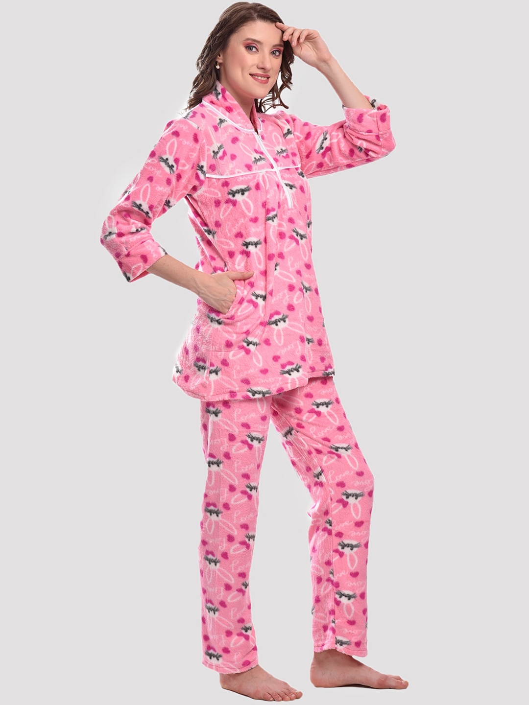 

CIERGE Women Pink Printed Woolen Night suit