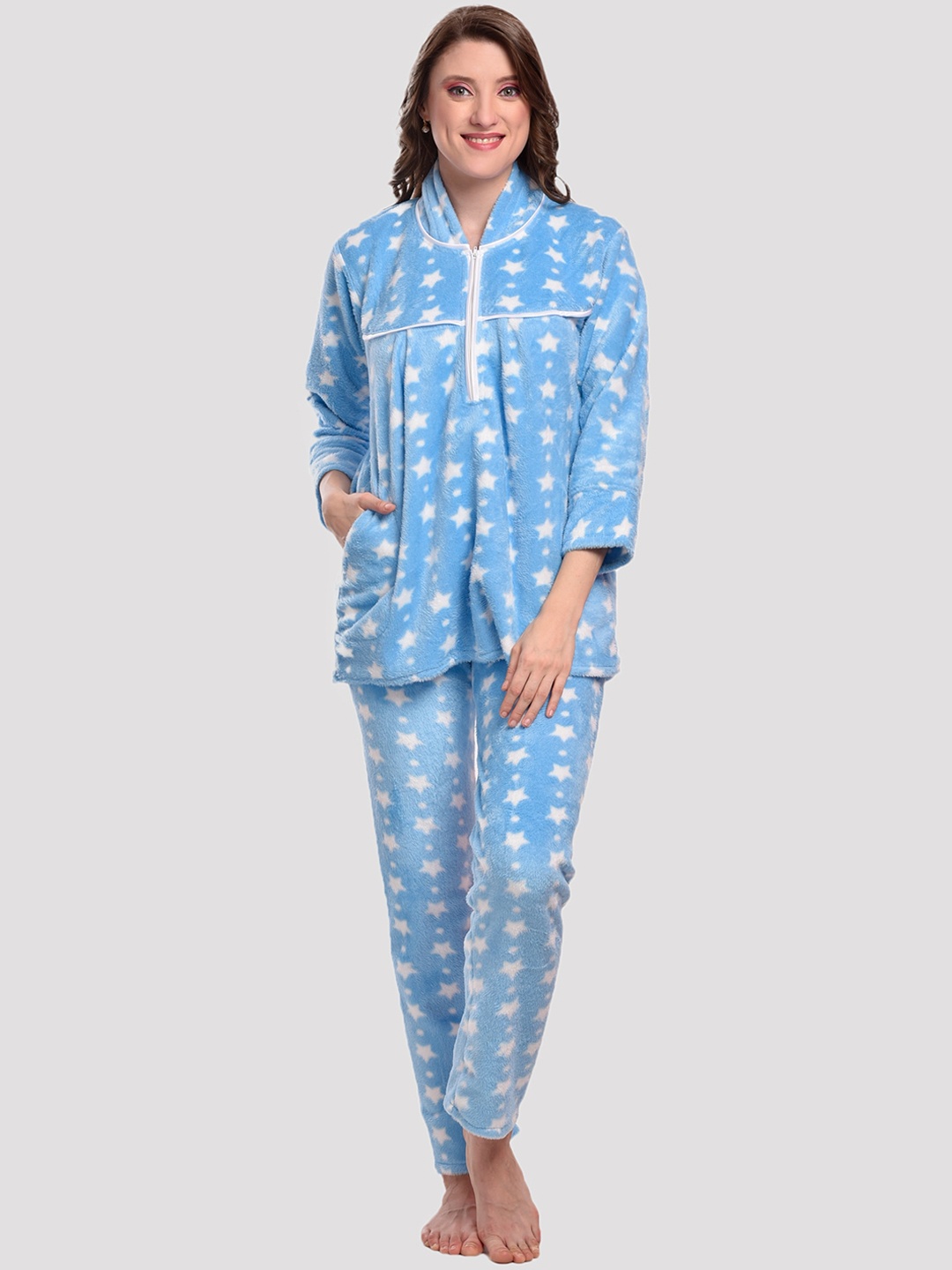 

CIERGE Women Blue & White Printed Night suit
