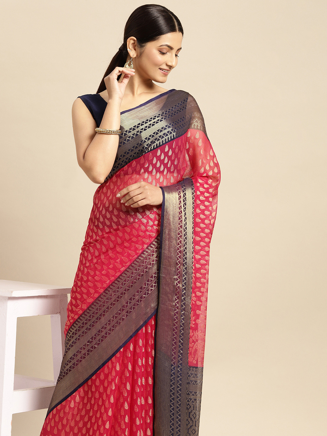 

RACHNA Pink & Golden Brasso Block Print Saree