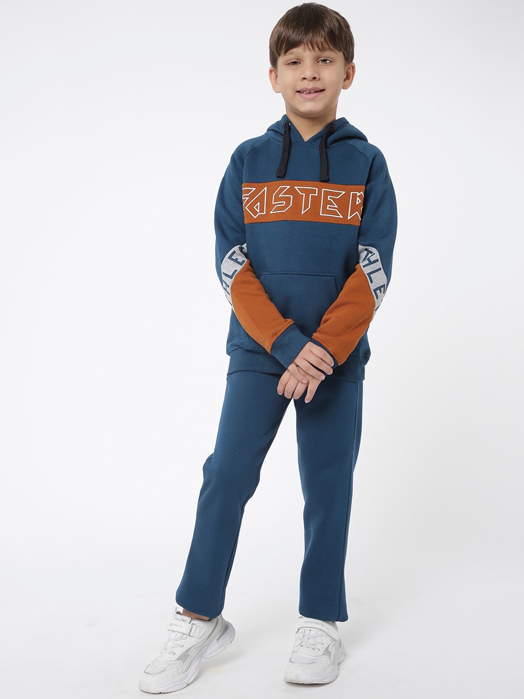 

Sweet Dreams Boys Navy Blue & Rust Colourblocked Fleece Hooded Tracksuits