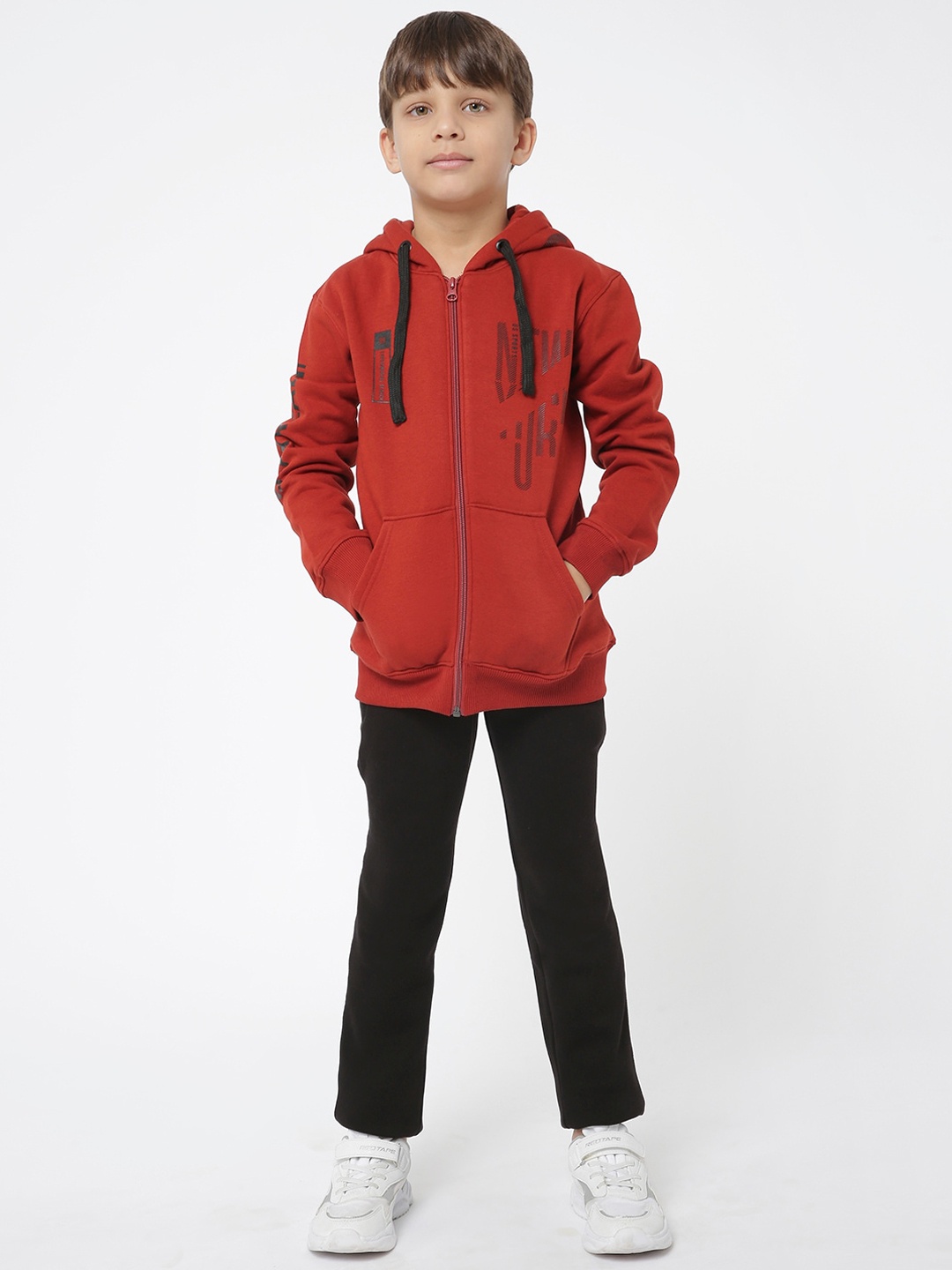

Sweet Dreams Boys Red Solid Tracksuits