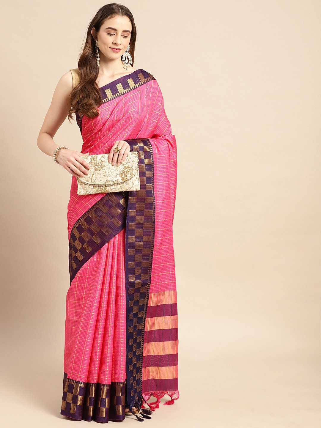 

VASTRANAND Woven Design Checked Saree, Pink