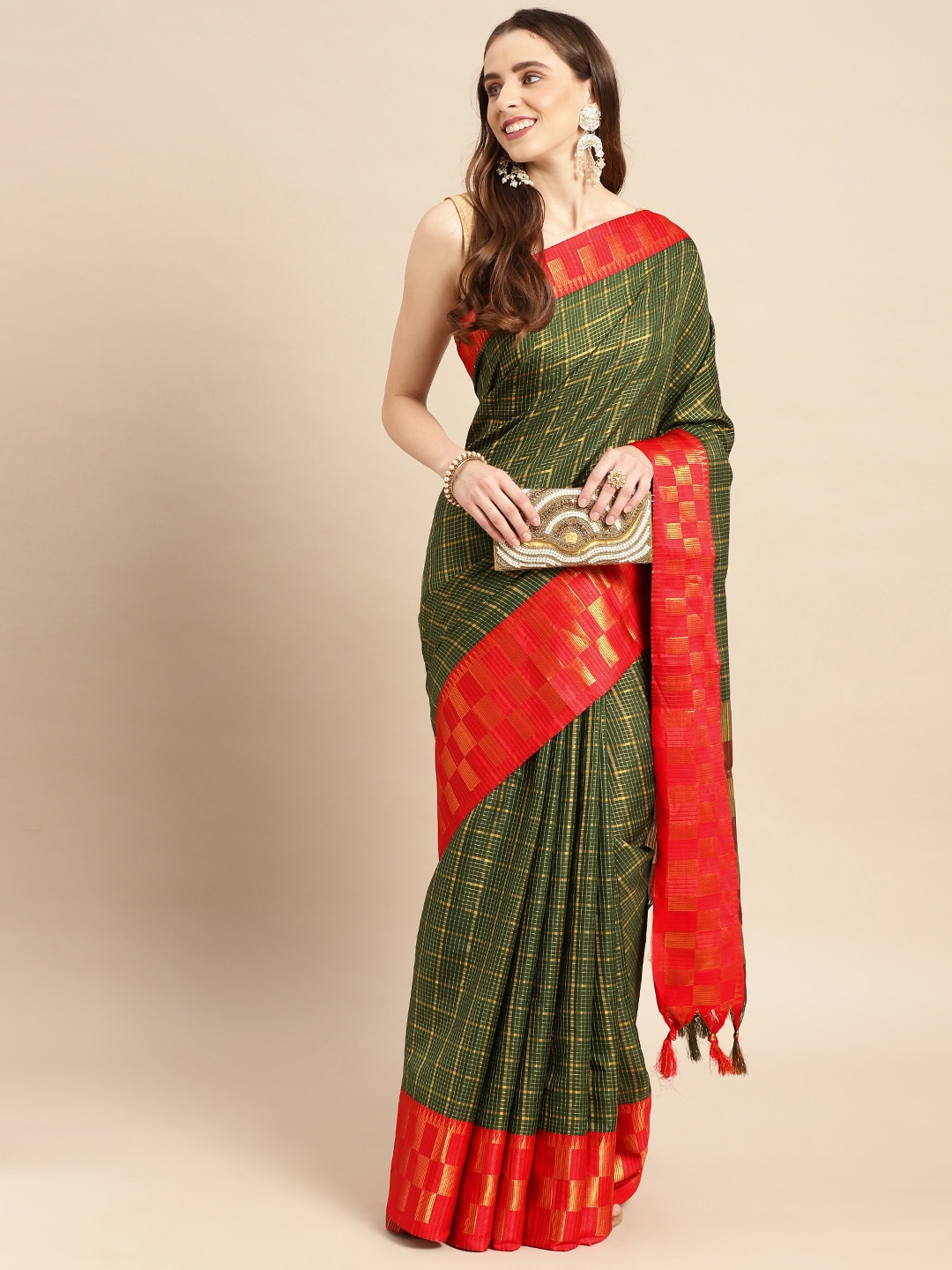 

VASTRANAND Woven Design Checked Saree, Green