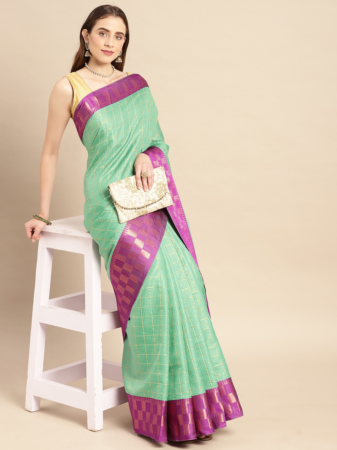 

VASTRANAND Woven Design Checked Saree, Green