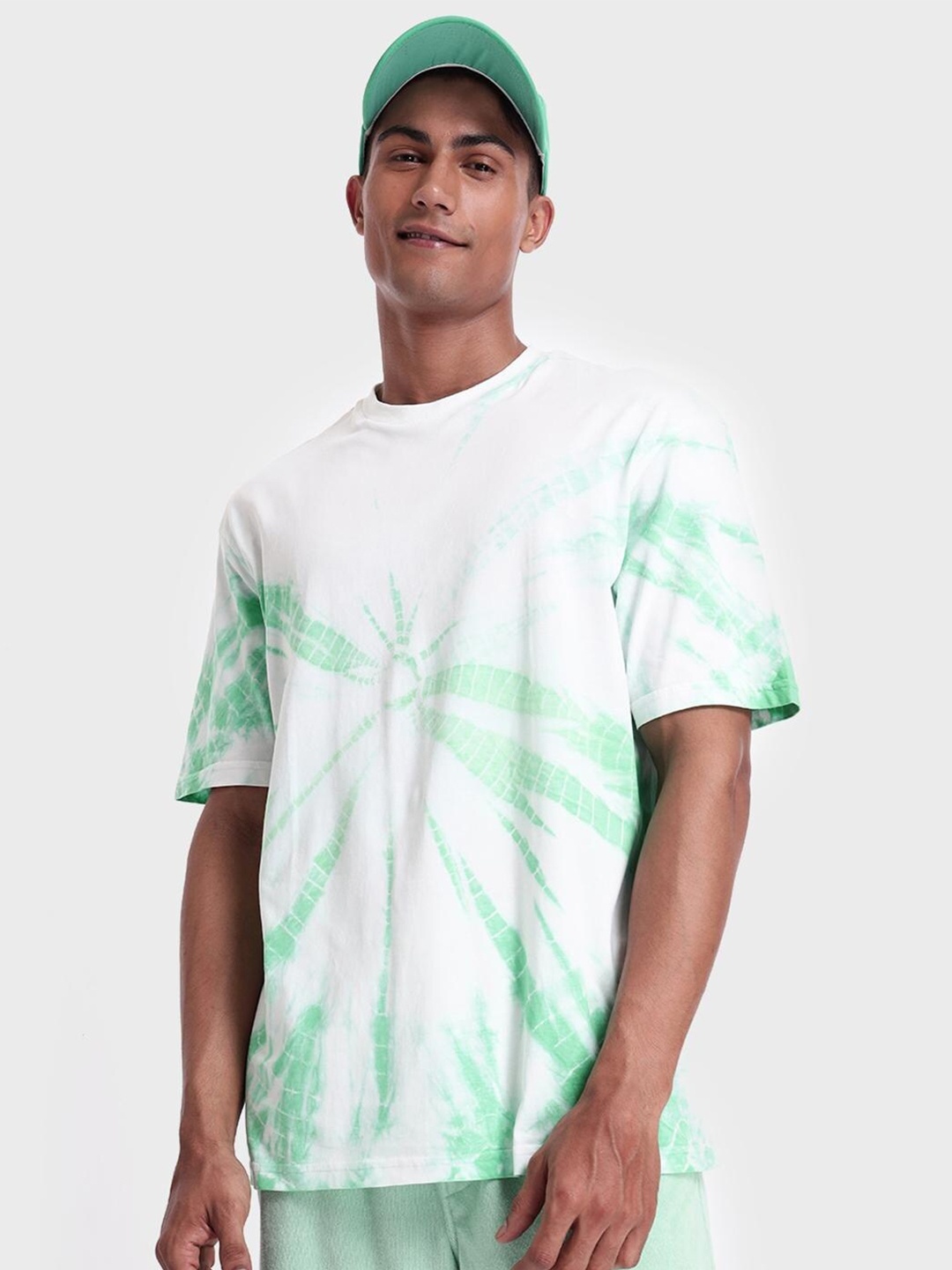 

Bewakoof Men White Tie and Dye Oversized T-shirt