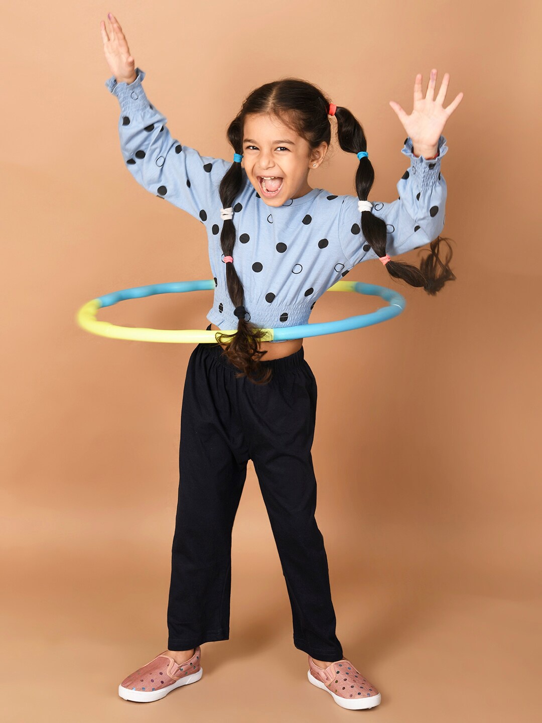 

LilPicks Girls Blue & Black Printed Polka Dot Printed Full Sleeve Top with Trousers