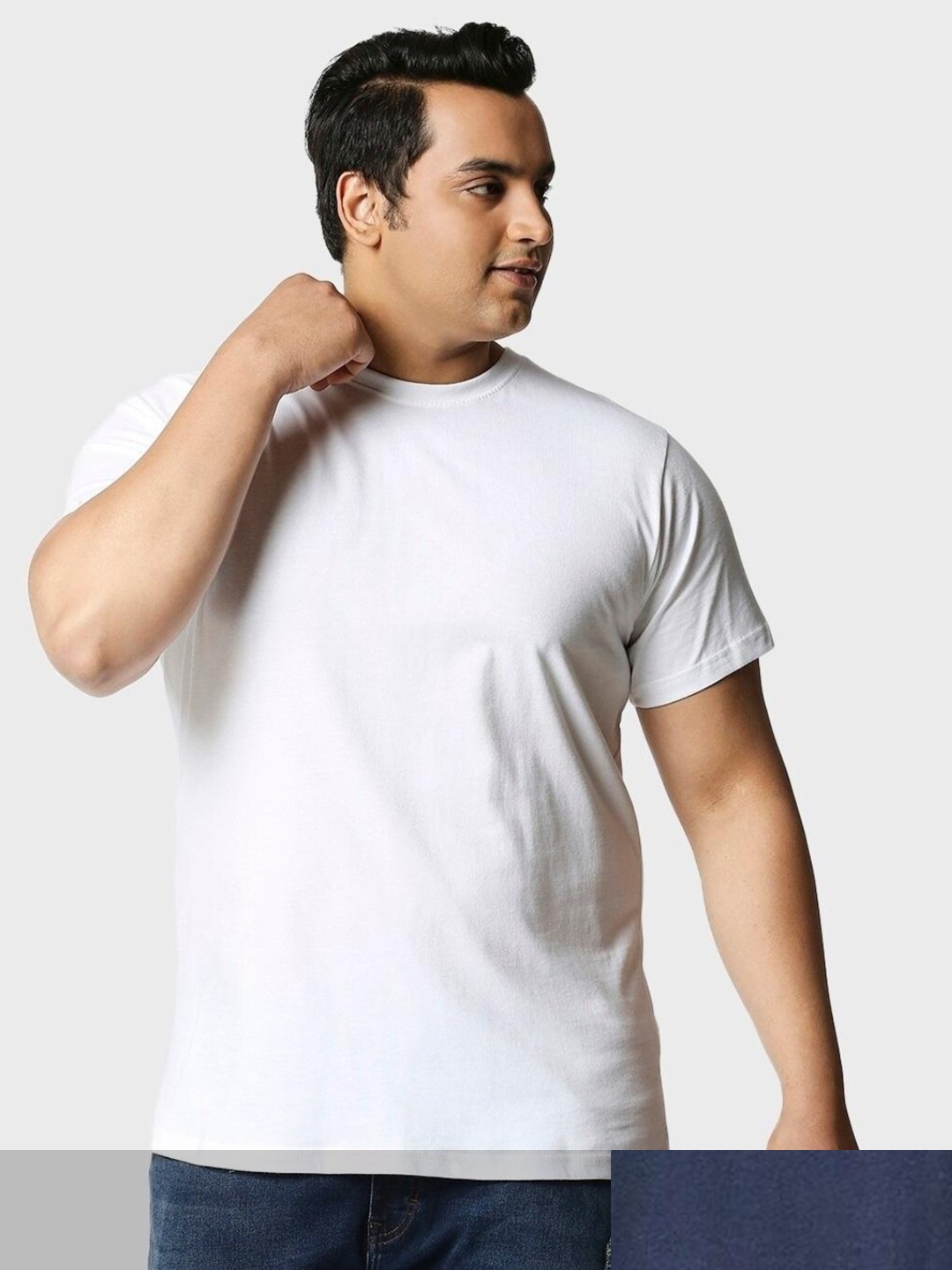 

Bewakoof Plus Men White Cotton Pack of 2 Pure Cotton T-shirt