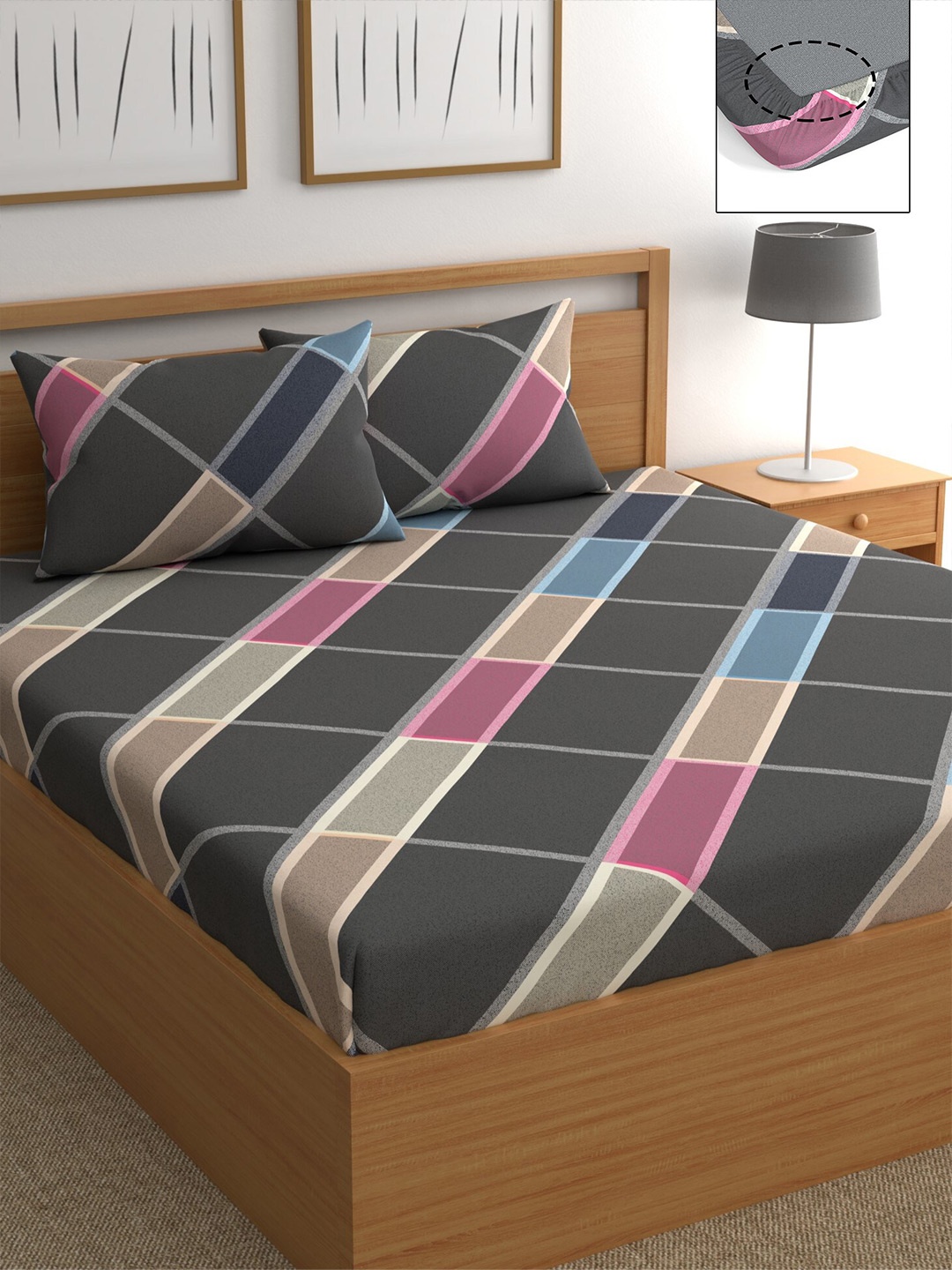 

CHHAVI INDIA Grey & Pink Geometric 210 TC Queen Bedsheet with 2 Pillow Covers