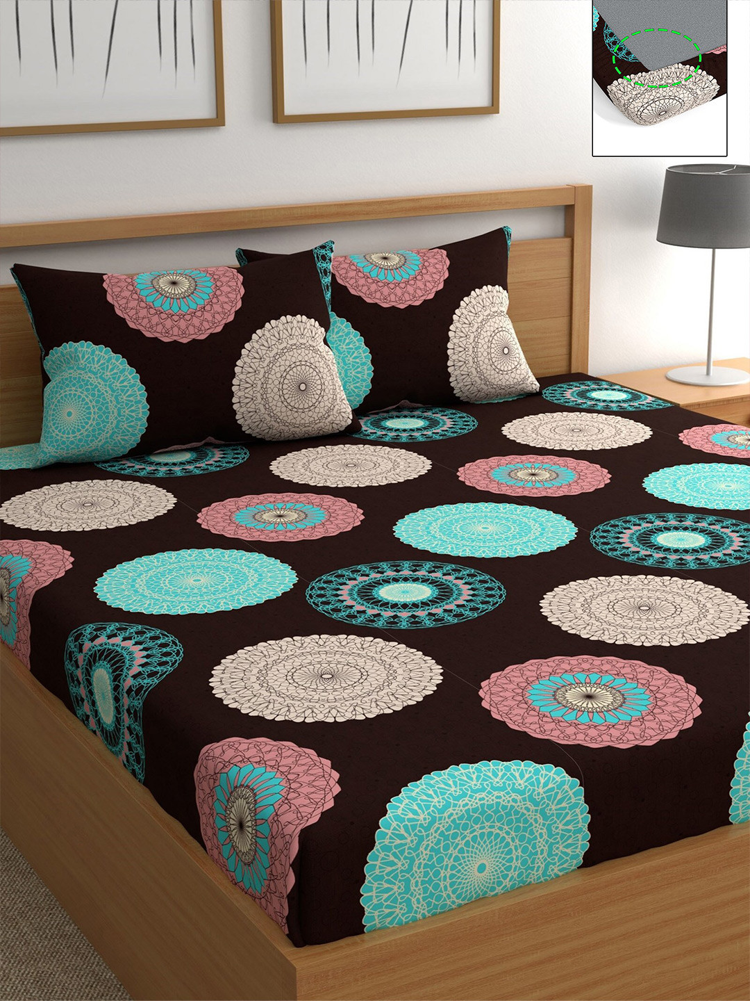 

CHHAVI INDIA Maroon & Blue Geometric Fitted 210 TC Queen Bedsheet with 2 Pillow Covers