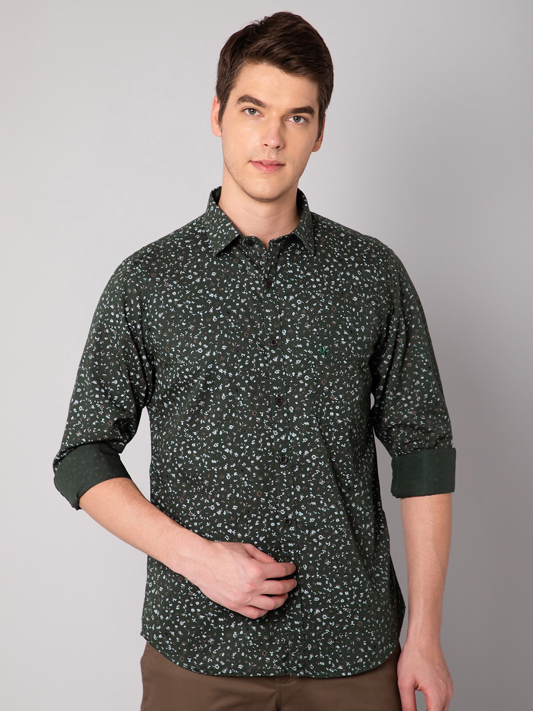

Cantabil Men Green Floral Printed Casual Cotton Shirt