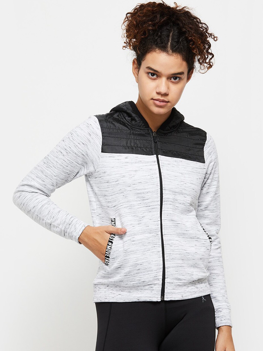 

max Women Black Windcheater Outdoor Sporty Jacket