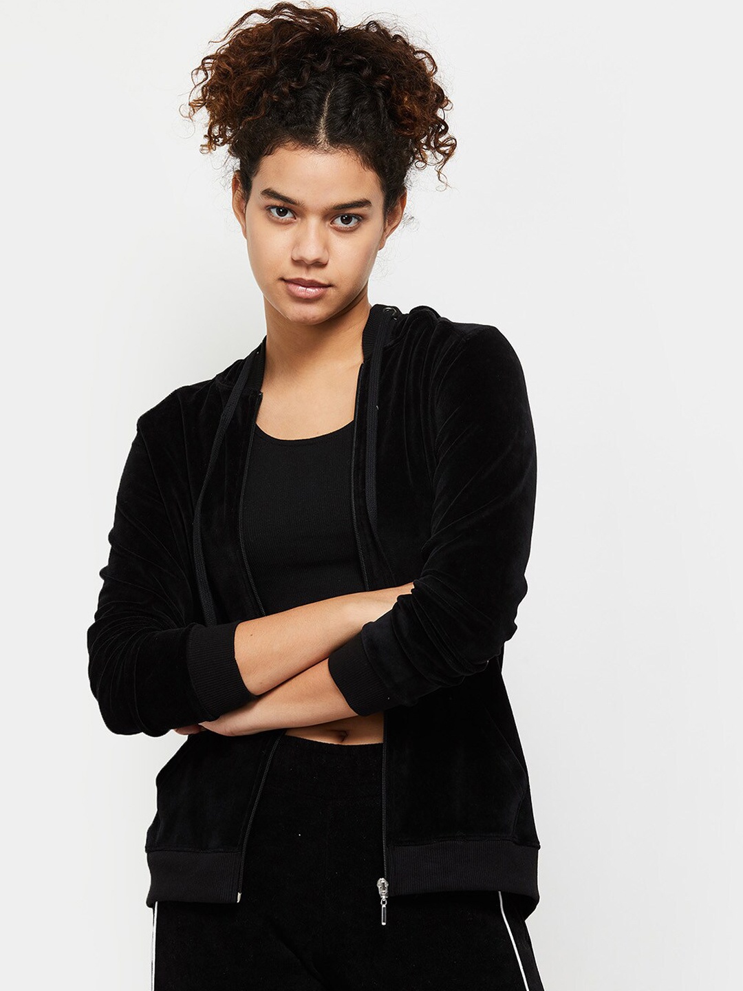 

max Women Black Solid Cotton Hooded Open Front Jacket