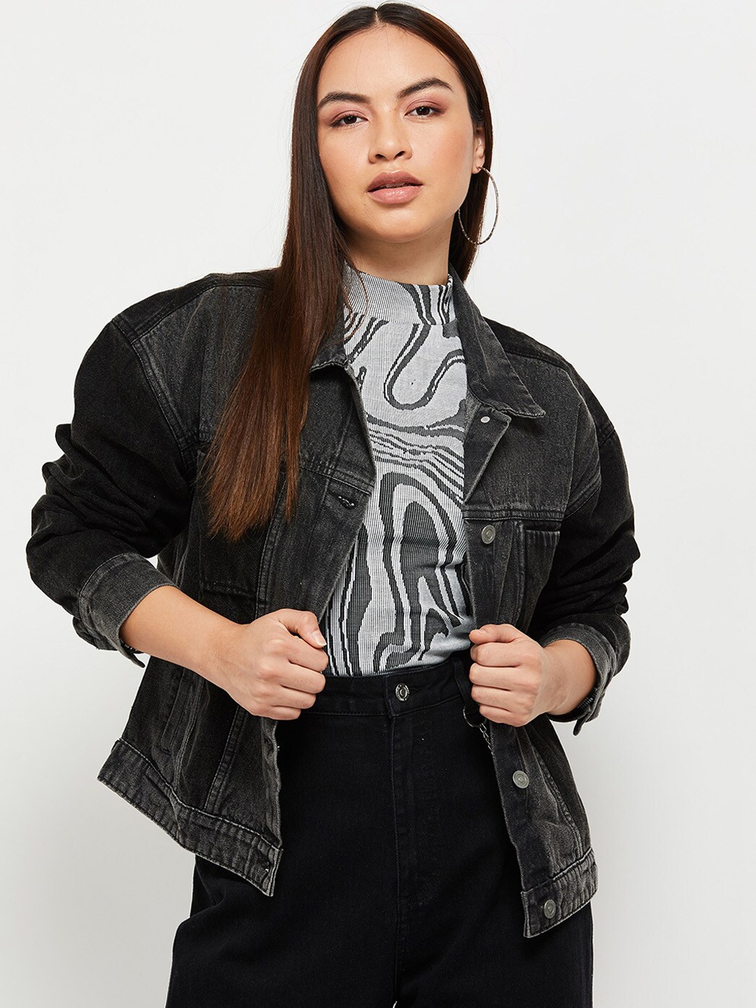 

max Women Black Windcheater Tailored Jacket