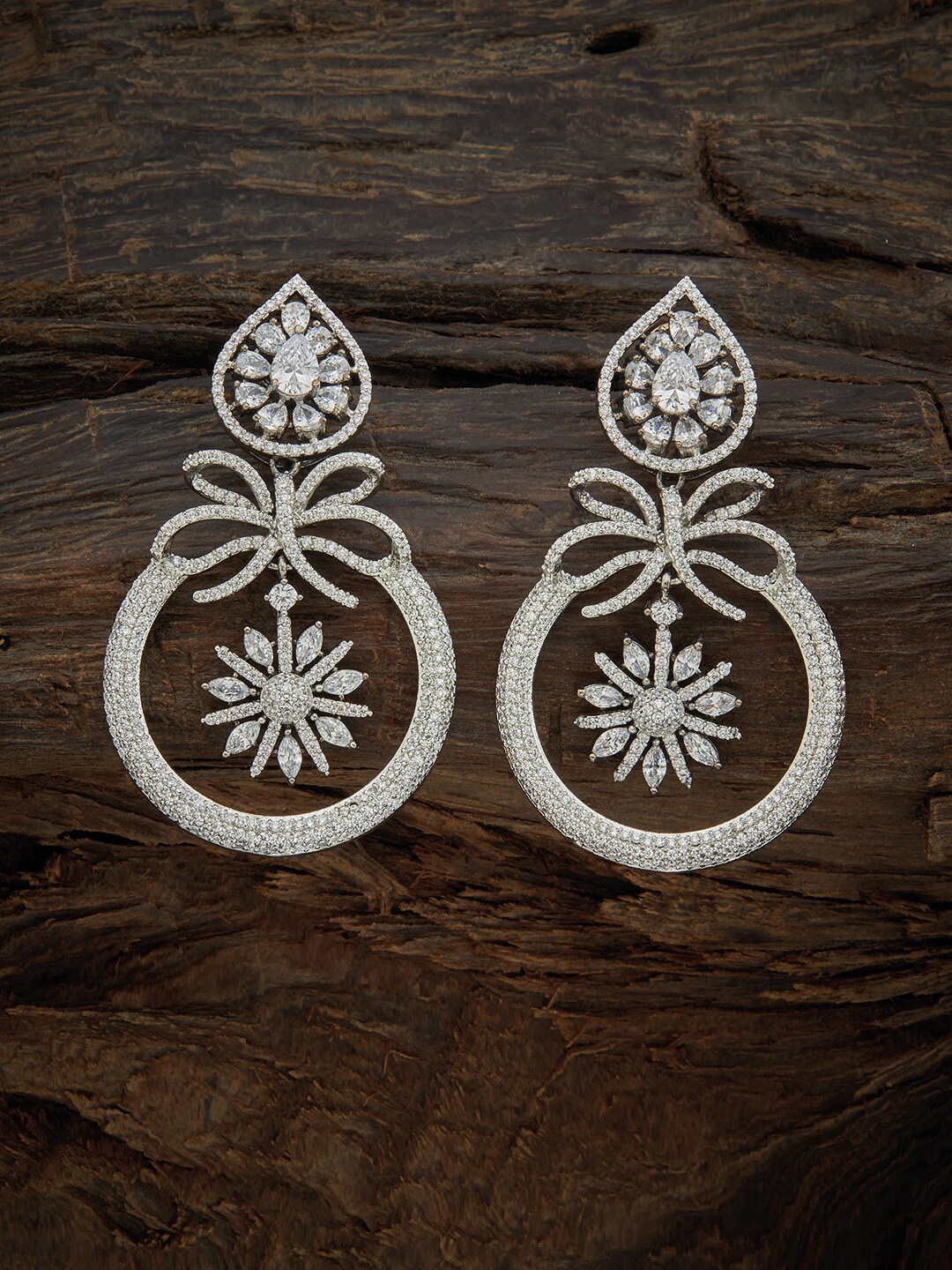 

Kushal's Fashion Jewellery White Floral Studs Earrings