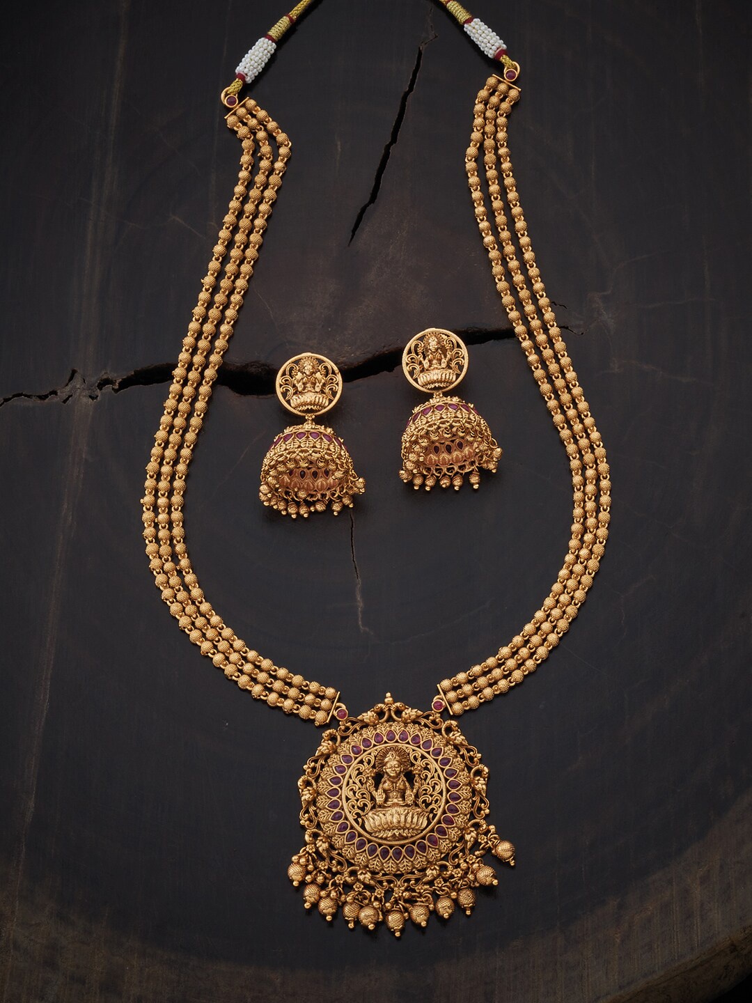

Kushal's Fashion Jewellery Gold-Toned & Pink Antique Stone-Studded Jewellery Set