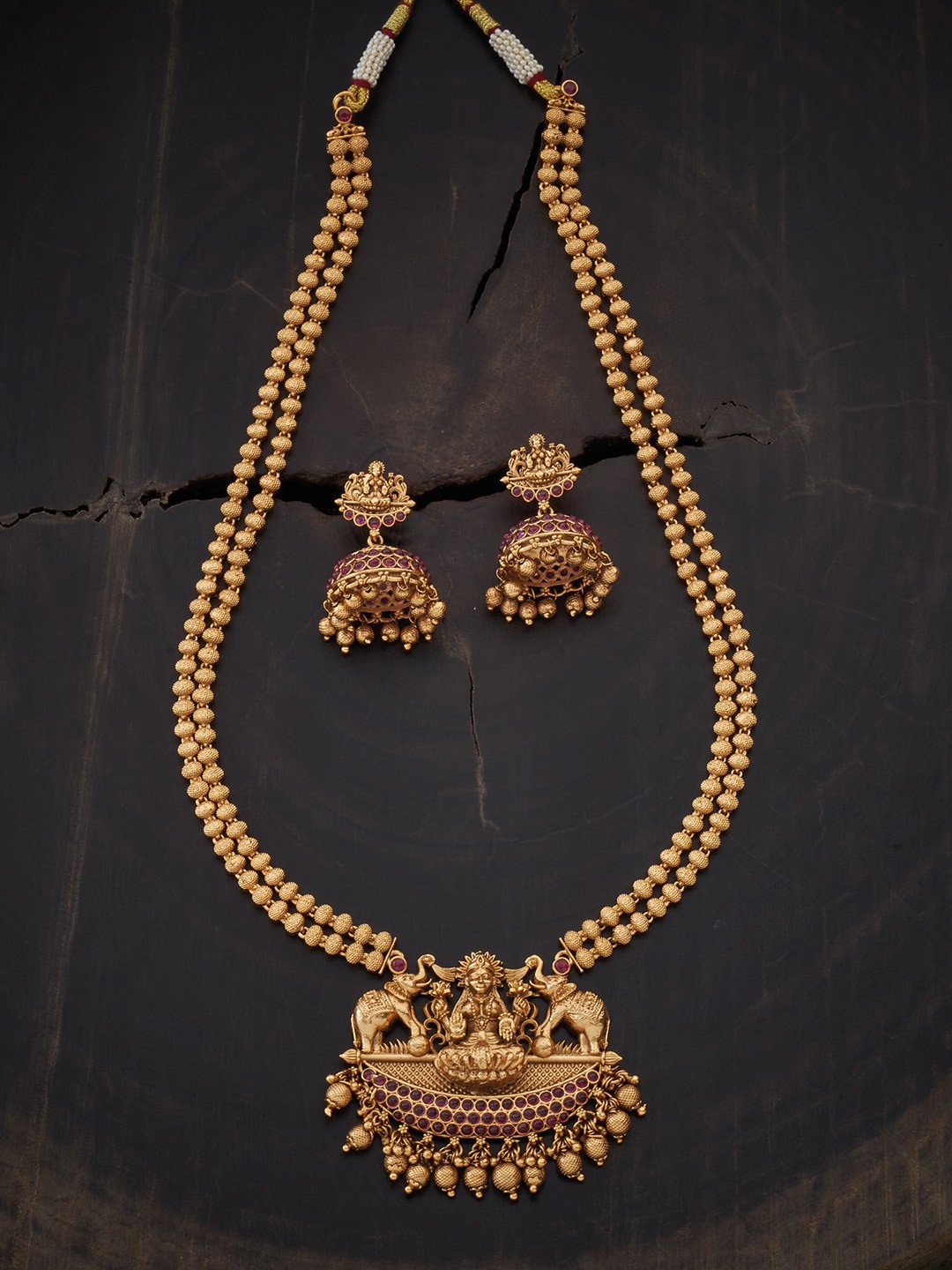 

Kushal's Fashion Jewellery Women Gold-Tone & Red Stone-Studded Jewellery Set