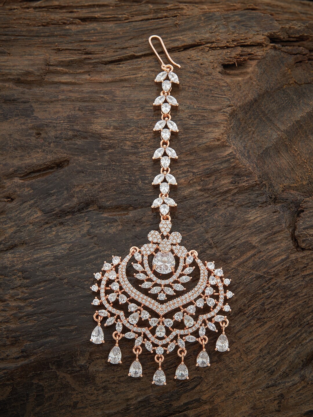 

Kushal's Fashion Jewellery Women Rose Gold-Plated Artificial Stones Studded Maangtika