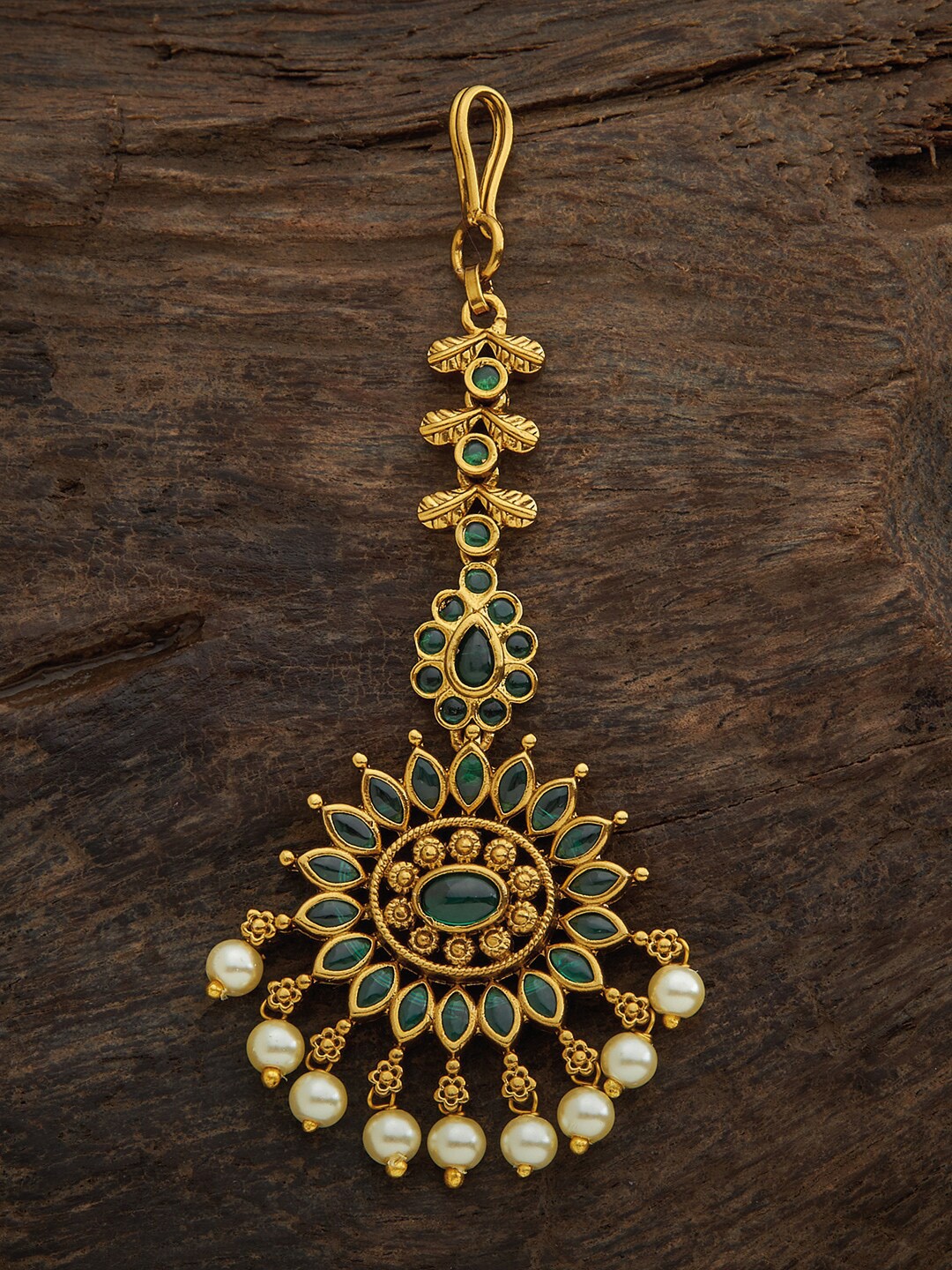 

Kushal's Fashion Jewellery Women Gold-Plated Green & White Pearl Beaded Maang Tikka
